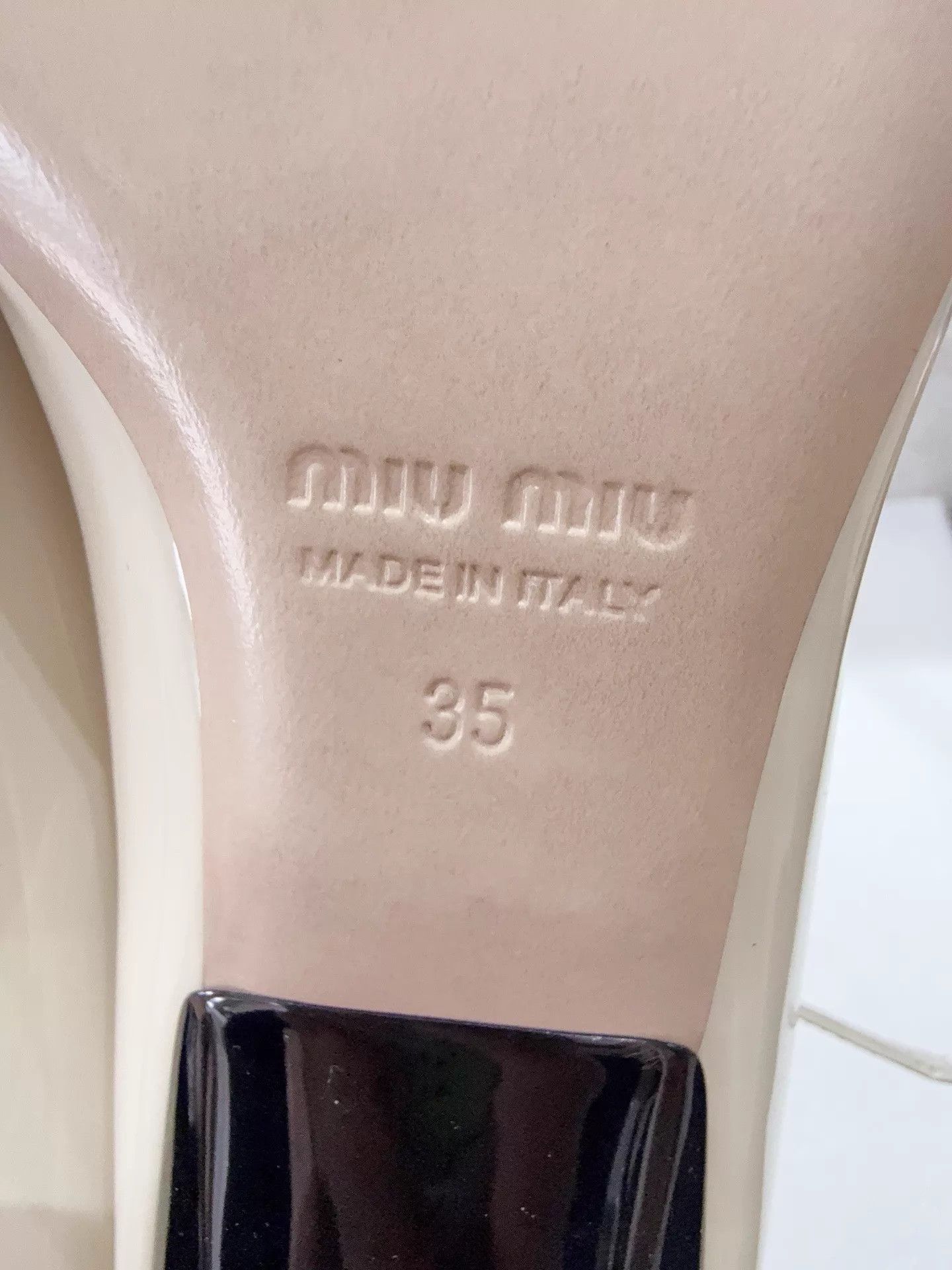 Miu Miu MIU MIU New Kitten Heel MaryJane Pumps 35 Unused Size US 4.5 / IT 34.5 - 6 Thumbnail