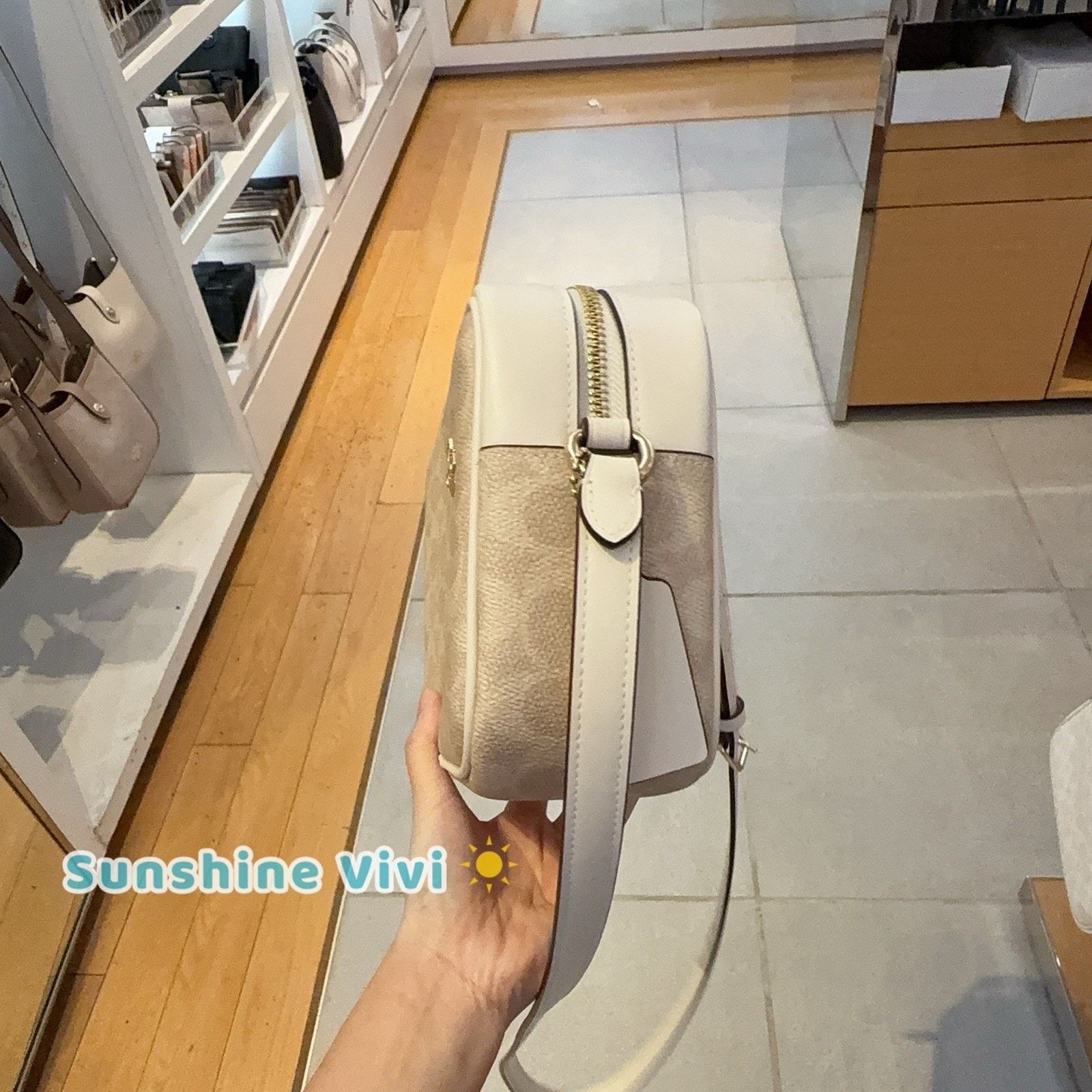Coach NWT Coach Jamie Camera Bag CZ186 SAND/CHALK Size ONE SIZE - 4 Thumbnail