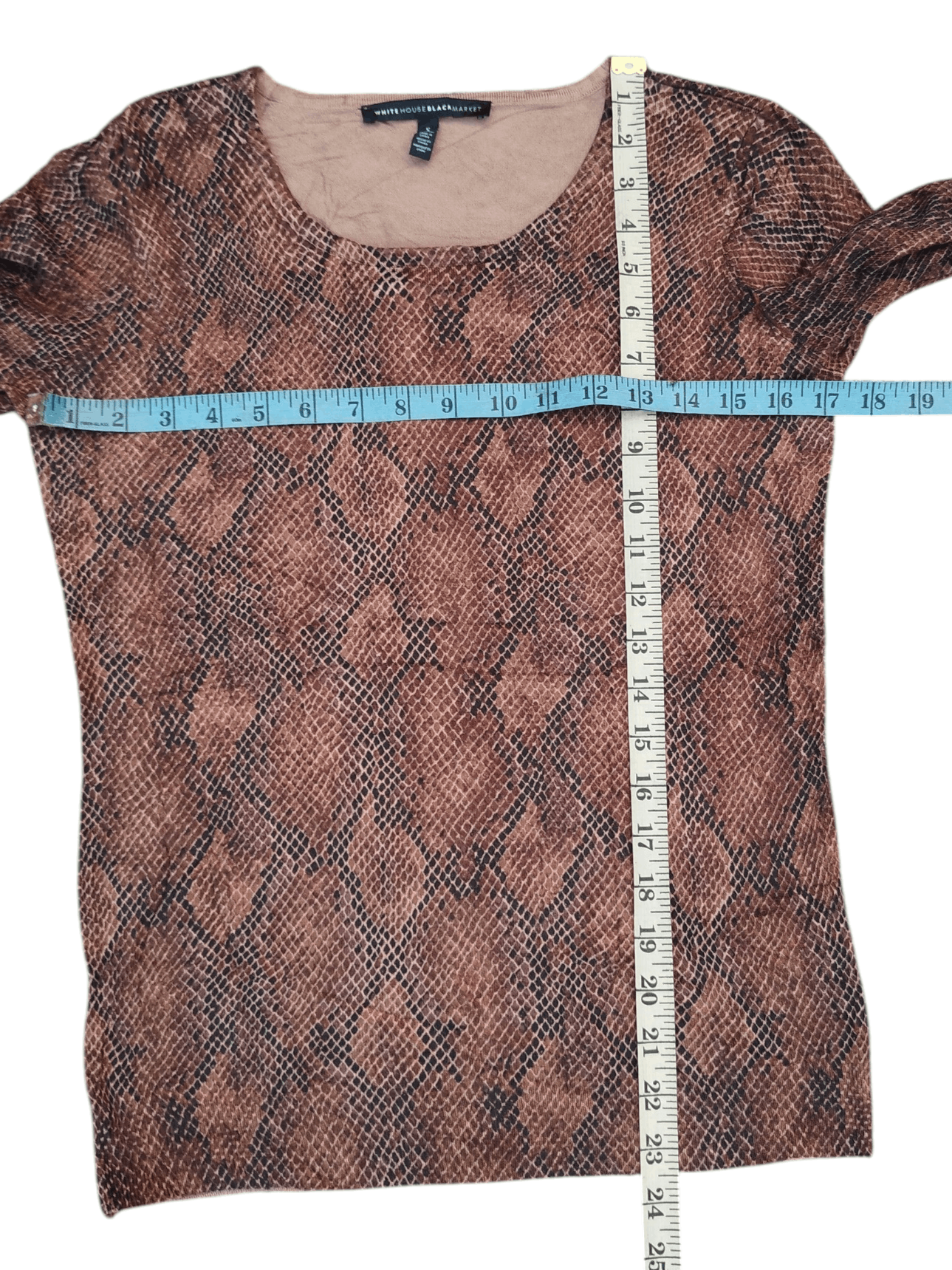 White House Black Market White house black market snake skin motif t-shirt Size S / US 4 / IT 40 - 5 Thumbnail