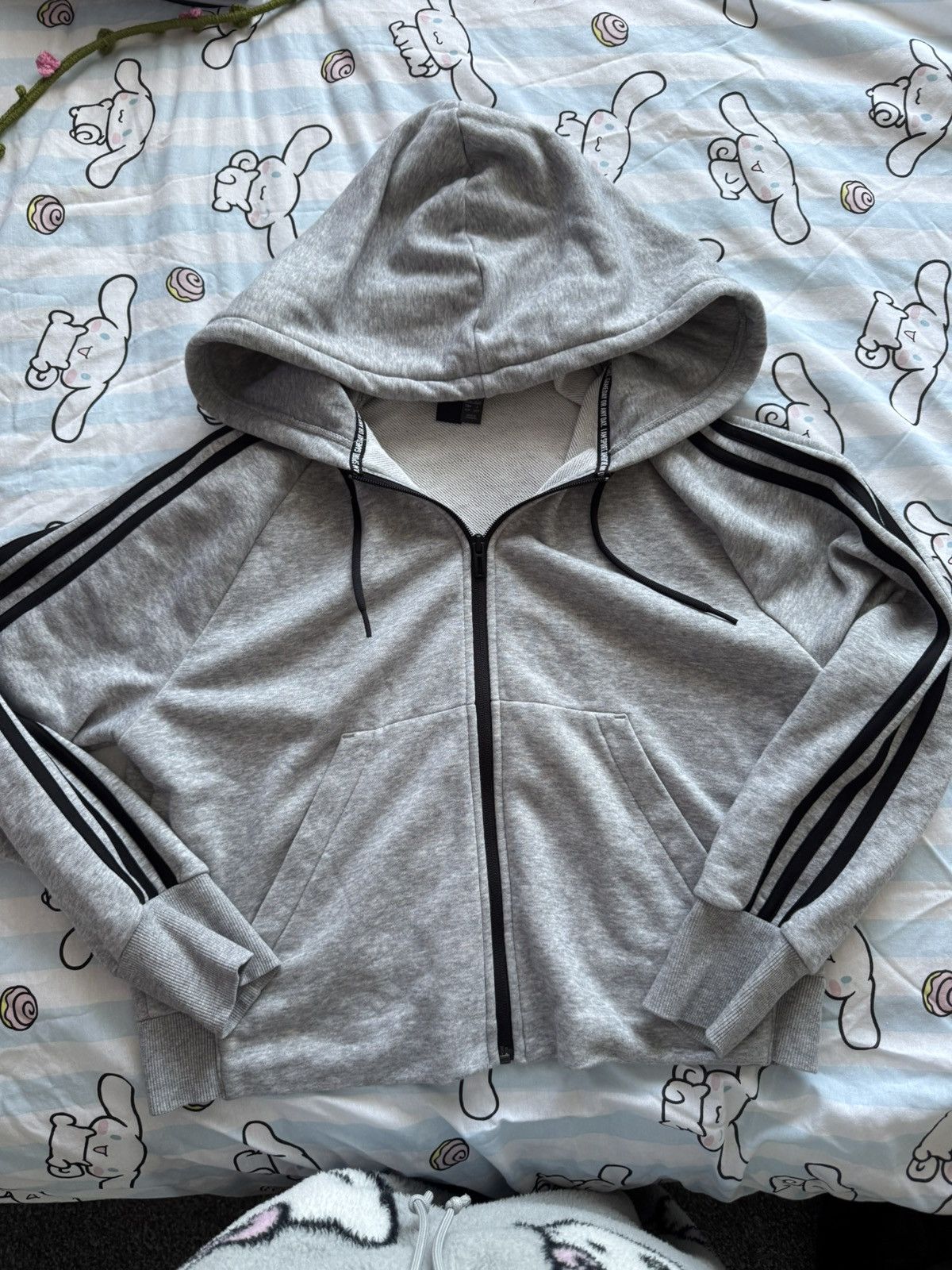 Adidas × Vintage grey adidas zip up hoodie Size M / US 6-8 / IT 42-44 - 1 Thumbnail