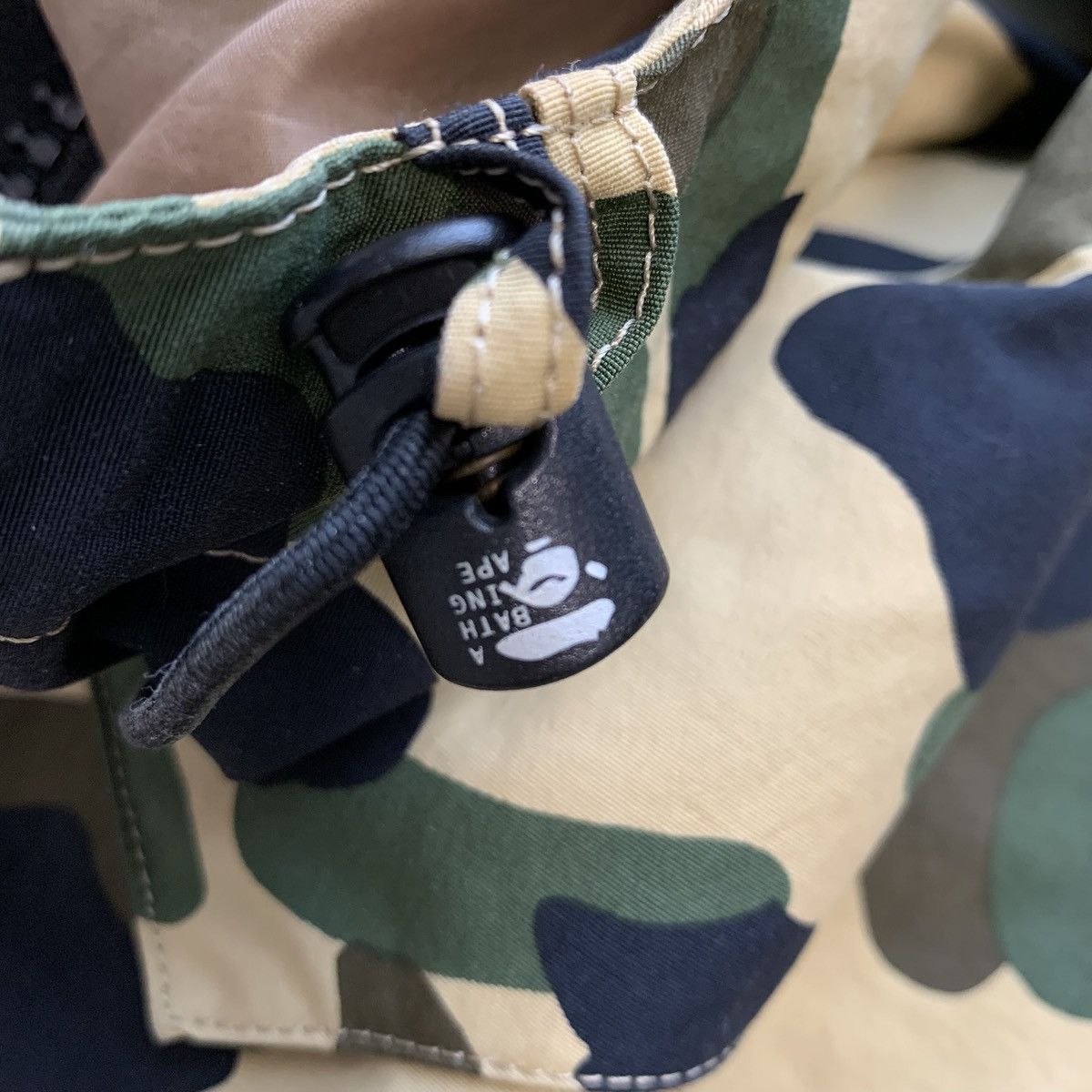 Bape Old BAPE – 1996 A Bathing Ape Snowboard Jacket Yellow Camo Size US L / EU 52-54 / 3 - 6 Thumbnail