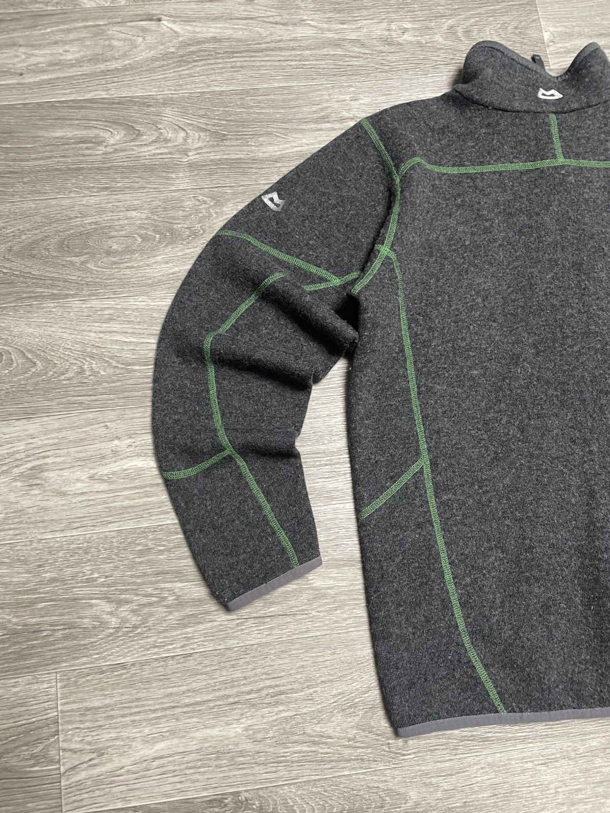 Mountain Equipment Vintage Mountain Equipment Men's Chamonix Half Zip Sweater Size US L / EU 52-54 / 3 - 17 Thumbnail
