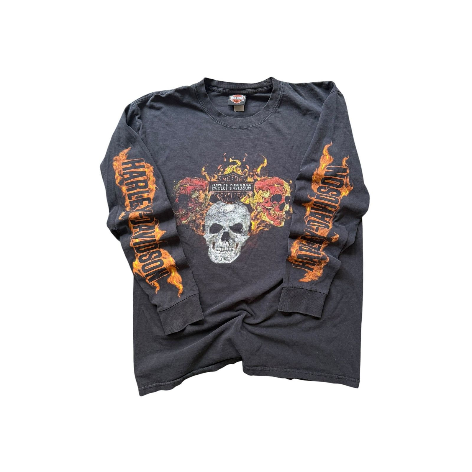 Harley Davidson Distressed Harley Davidson Three Skulls Flame Long Sleeve Size US XL / EU 56 / 4 - 1 Thumbnail