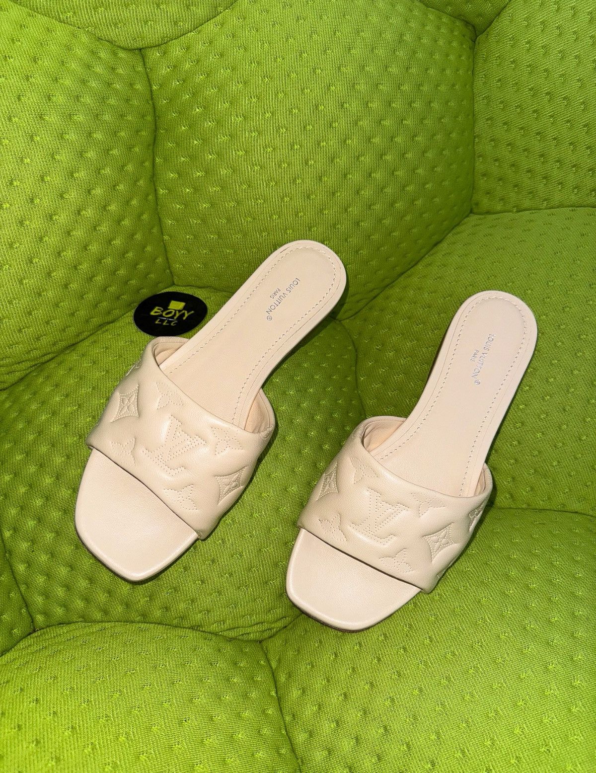Louis Vuitton Louis Vuitton revival monogram sandals Size US 7 / IT 37 - 3 Thumbnail