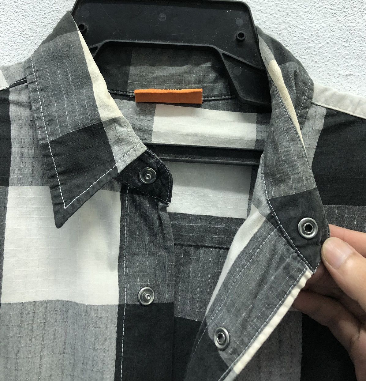 Japanese Brand Vintage Mischievous Emi Nakayama Long Sleeve Shirt Button Up Size US M / EU 48-50 / 2 - 4 Thumbnail