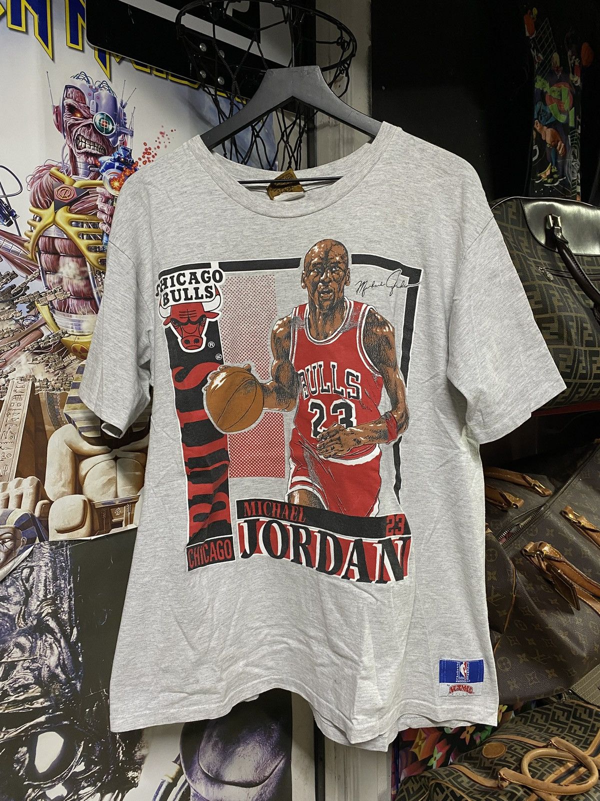 Vintage Vintage 90’s Michael Jordan T-Shirt Vtg Chicago Bulls Large Size US L / EU 52-54 / 3 - 7 Thumbnail