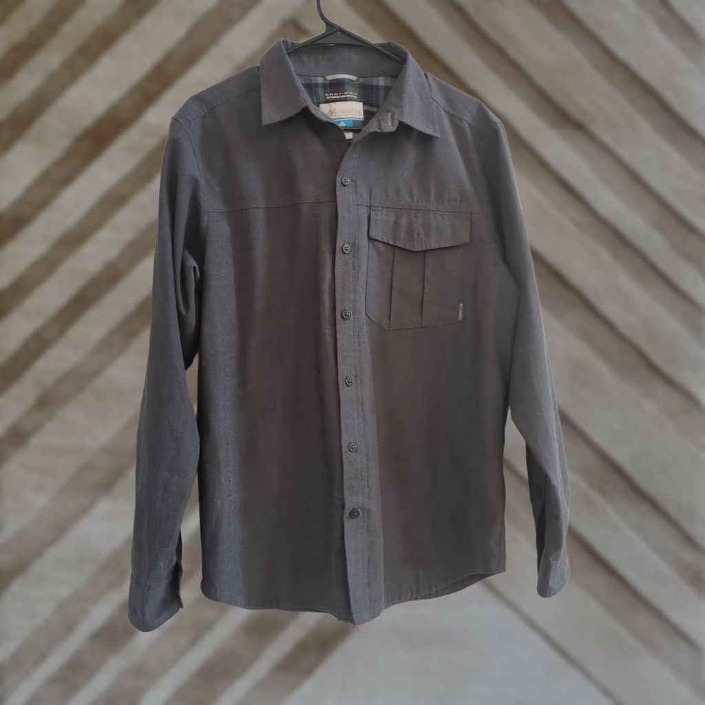 Vintage Columbia Shirt Men’s Omni-Wick Long Sleeve Button-Up Small Gray Size US S / EU 44-46 / 1 - 1 Thumbnail