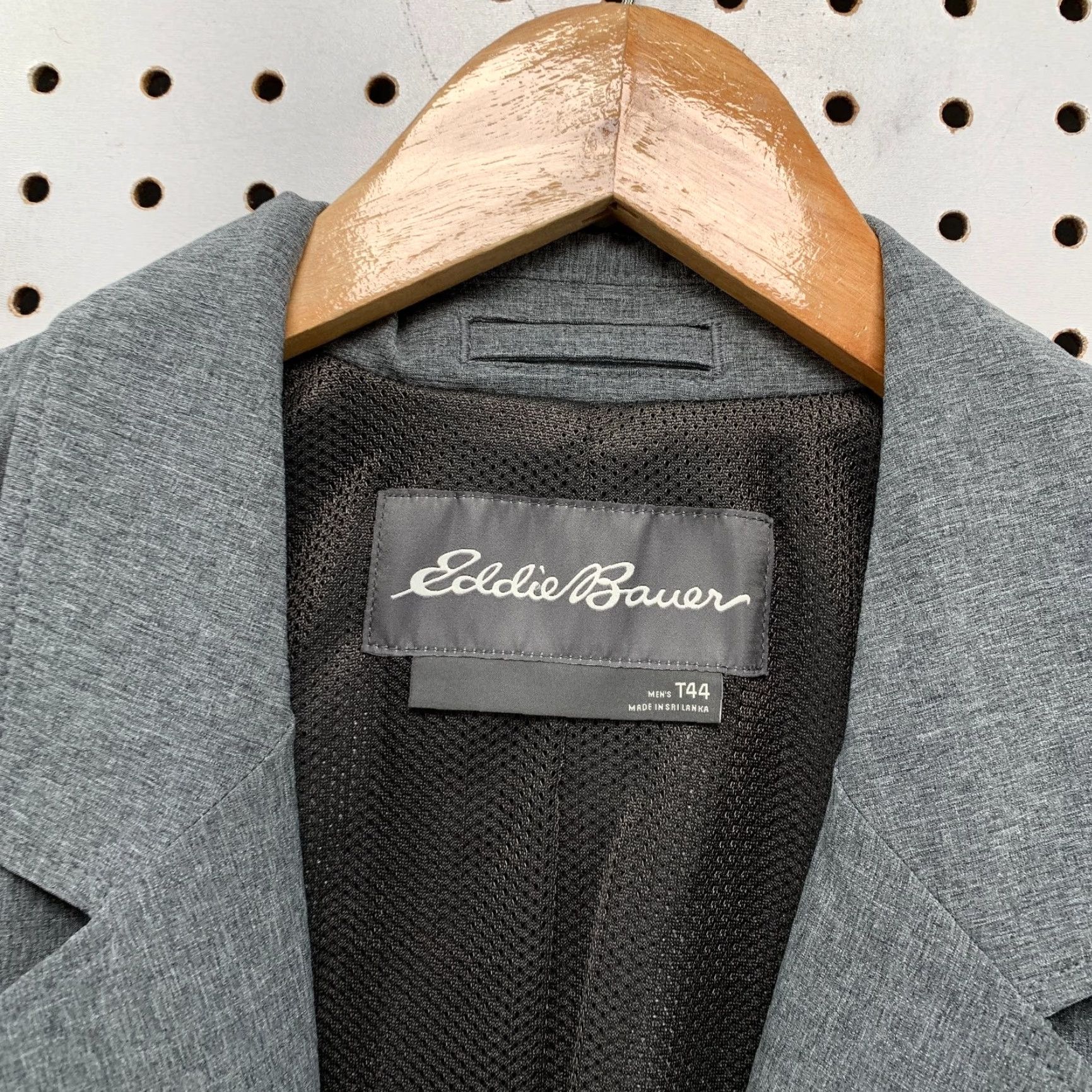Eddie Bauer VINTAGE Eddie Bauer Blazer Men T44 Voyager Travel Ultimate Flex Light Charcoal Jacket Size 44R - 3 Thumbnail