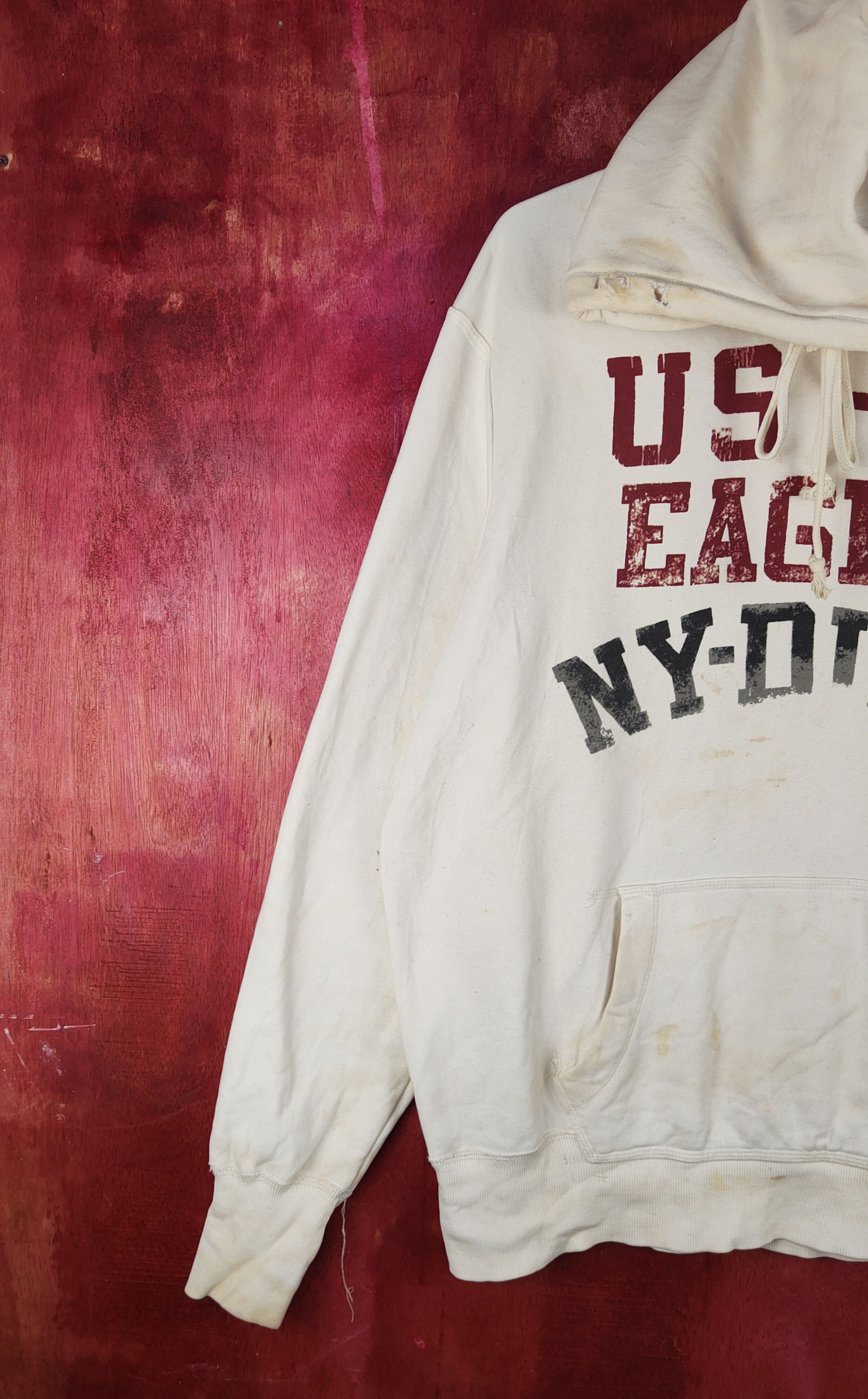 American Eagle Outfitters × Japanese Brand × Vintage American Eagle Outfitters White dirty Sweatshirts #S2041 Size US L / EU 52-54 / 3 - 5 Thumbnail