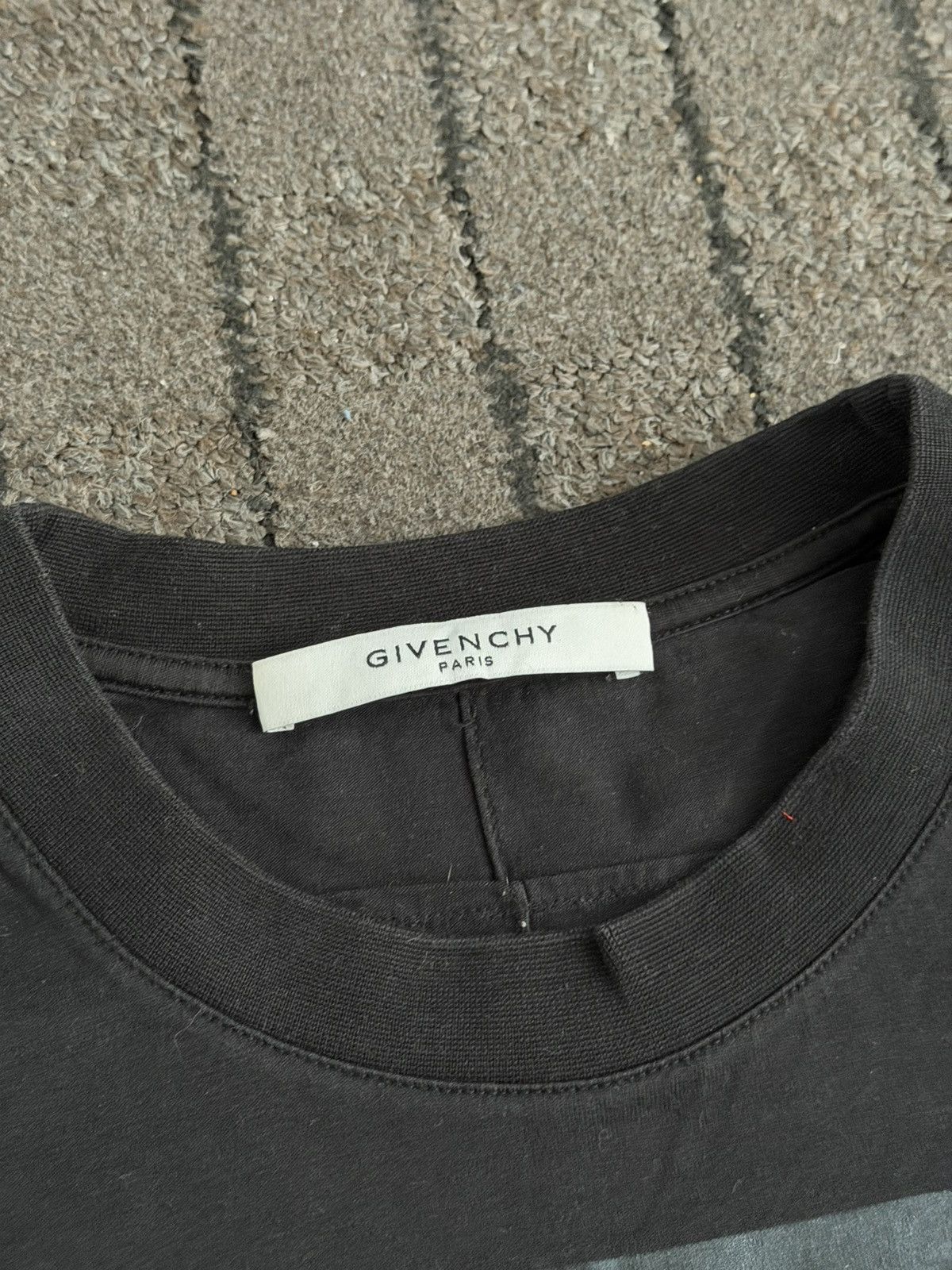 Givenchy Givenchy Voodoo doll tshirt Size US XL / EU 56 / 4 - 3 Thumbnail