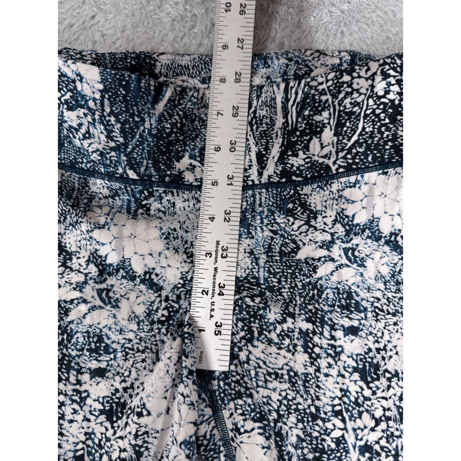 Lululemon Lululemon Women's Speed Up Tight Pants Full On Luxtreme 6 Blue White Floral 28" Yoga Activewear Size 28" / US 6 / IT 42 - 7 Thumbnail