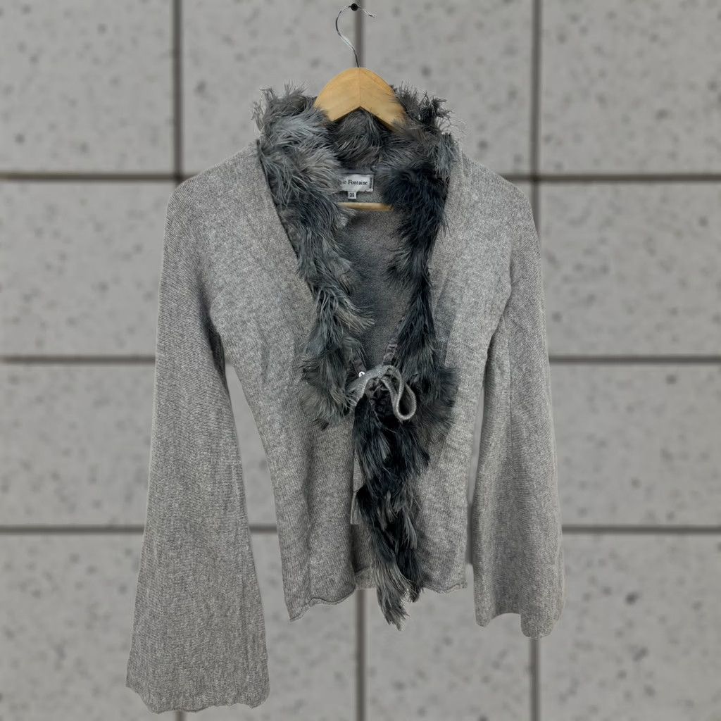 ANNE FONTAINE Anne Fontaine Grey Cardigan Women’s Wool Angora Cashmere 36 Long Sleeve Knit Size 36 Womens Cardigan Gray Woolpolyamide Angora Cashmere Size XS / US 0-2 / IT 36-38 - 1 Thumbnail