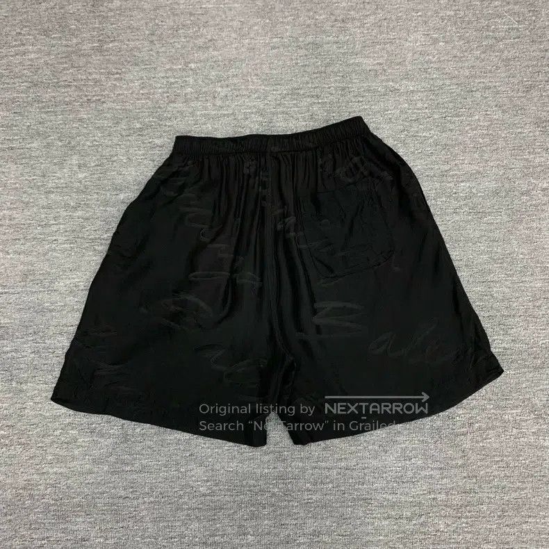 Balenciaga Balenciaga Black Full Print Silk Short Pants Size US 34 / EU 50 - 2 Thumbnail