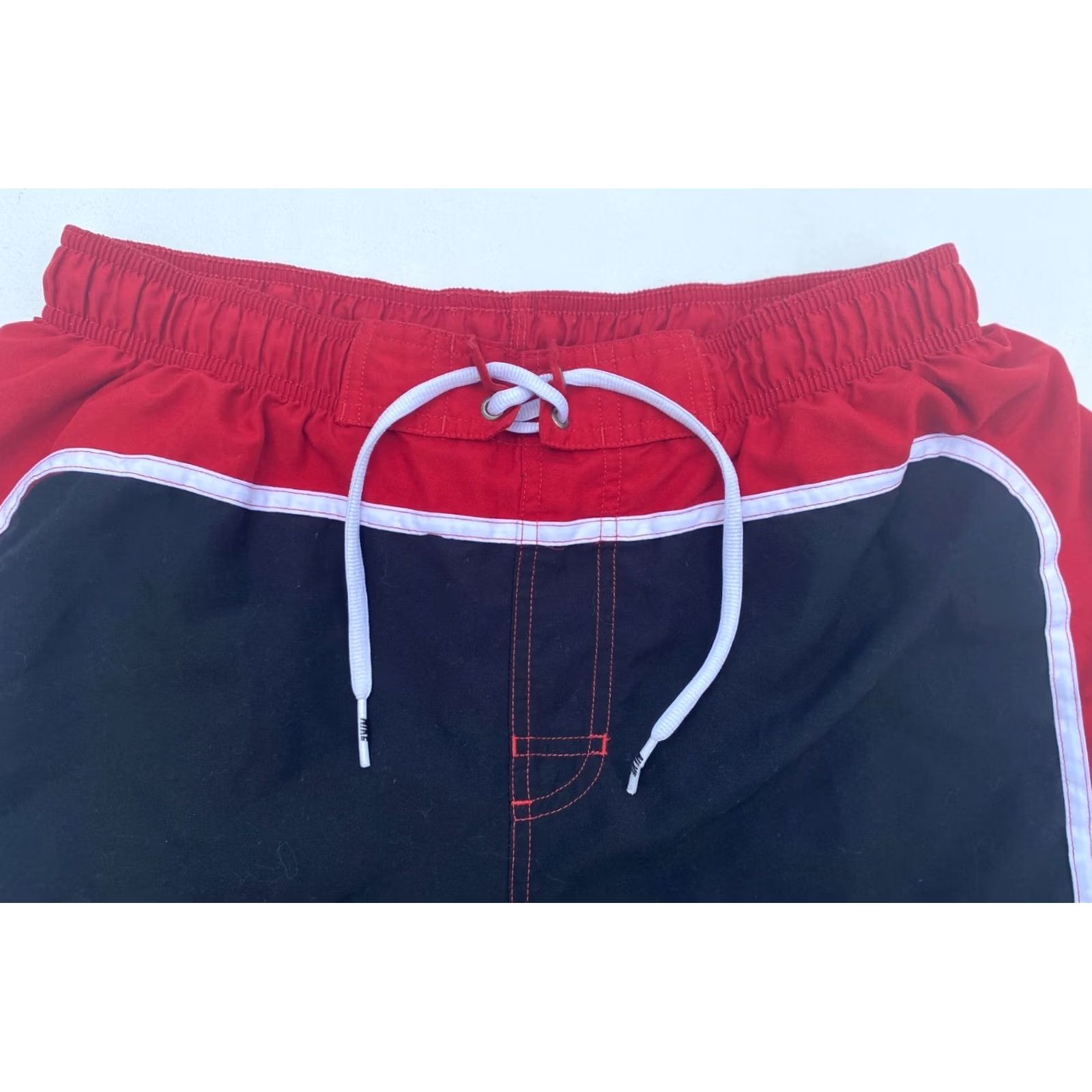 Nike VINTAGE Nike Swim Shorts Men’s L Black and Red Y2K Beach Style Bottoms Size US 33 - 3 Thumbnail