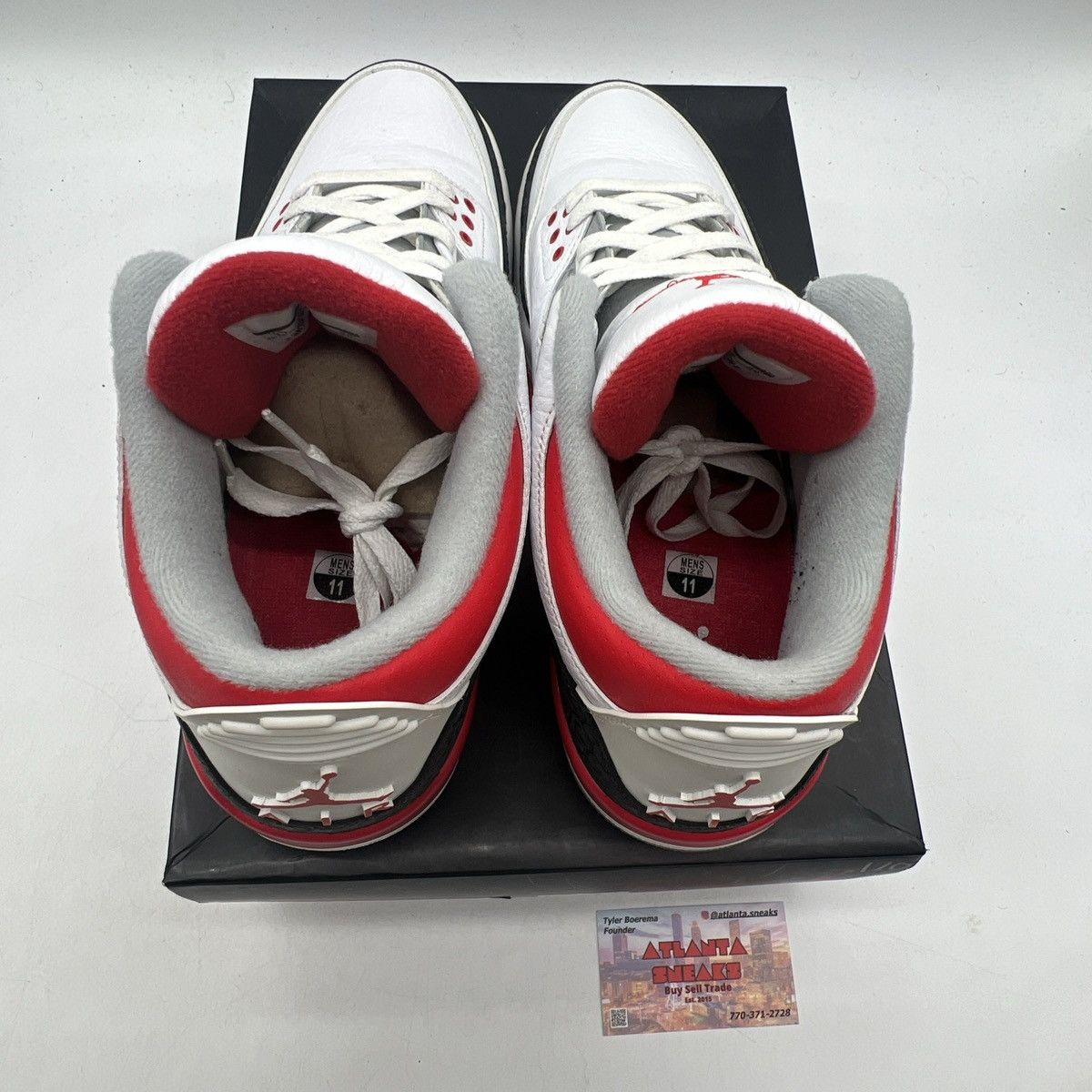 Jordan Brand Air Jordan 3 fire red Size US 11 / EU 44 - 9 Thumbnail