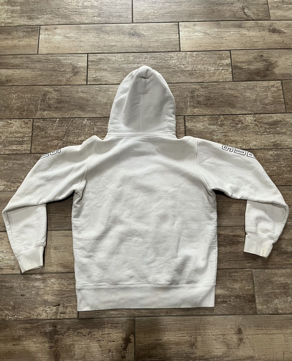 Supreme Supreme S/S17 Vampirella Hooded Sweatshirt Size US M / EU 48-50 / 2 - 2 Thumbnail