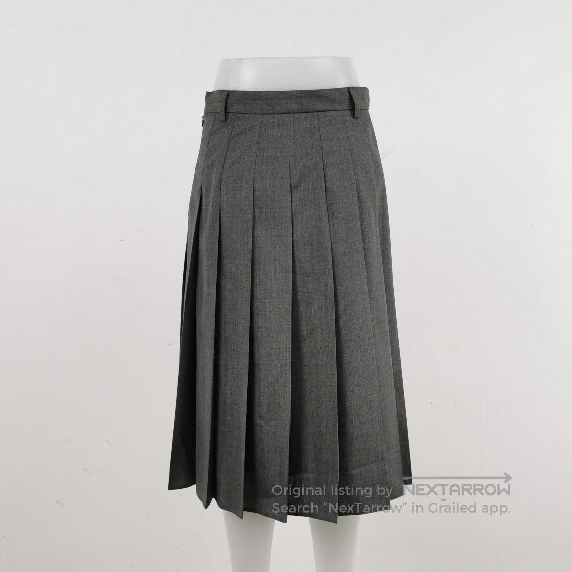 Prada Prada Pleated Wool Midi Skirt in Gray . Size 37" - 2 Thumbnail