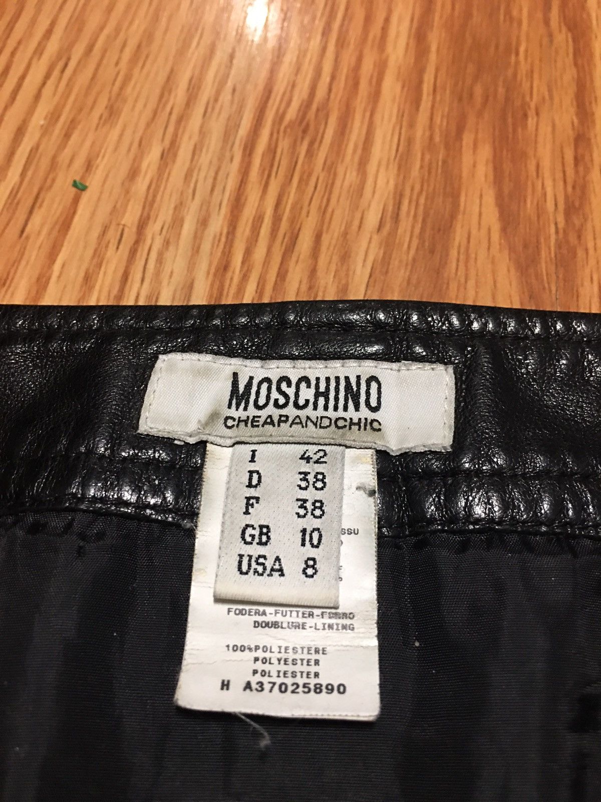 Leather × Moschino MOSCHINO Black Sheep Leather Studded Mini Skirt EU38 US8 Size 28" / US 6 / IT 42 - 5 Thumbnail