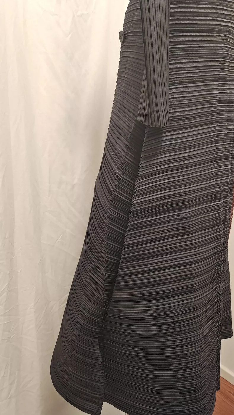 Issey Miyake Issey Miyake size:2 A grayish-blue horizontal stripe sprin Size M / US 6-8 / IT 42-44 - 4 Thumbnail