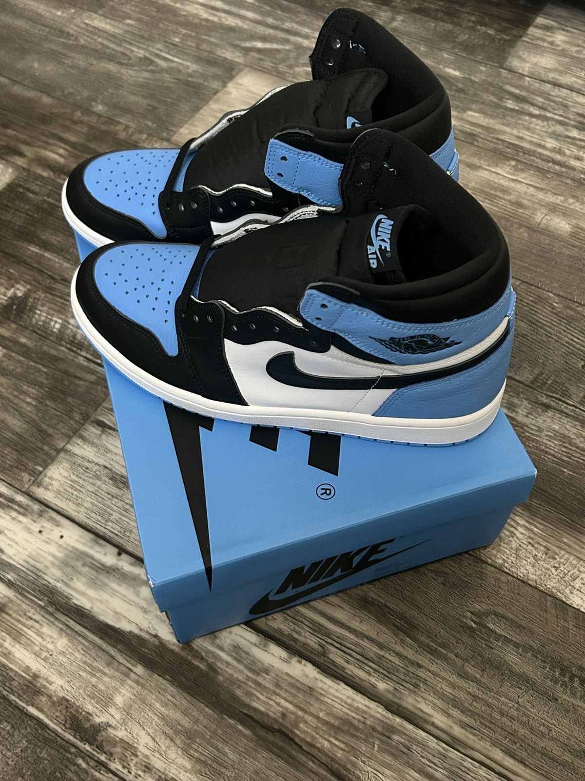 Nike Jordan 1 Og hight Size US 10 / EU 43 - 2 Thumbnail