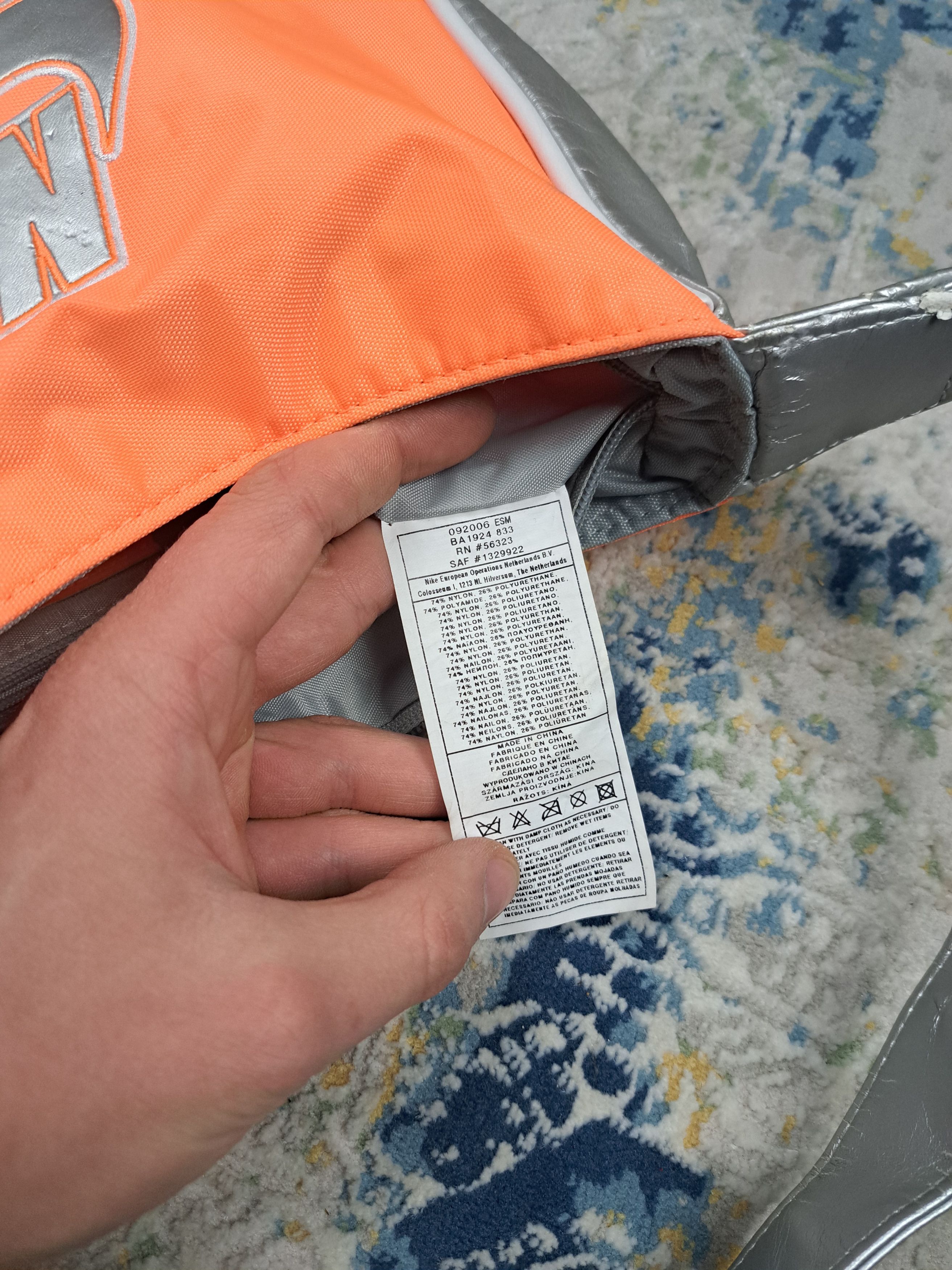 Nike Vintage y2k Neon Orange Silver Nike Baguette Bag Retro Size ONE SIZE - 8 Thumbnail