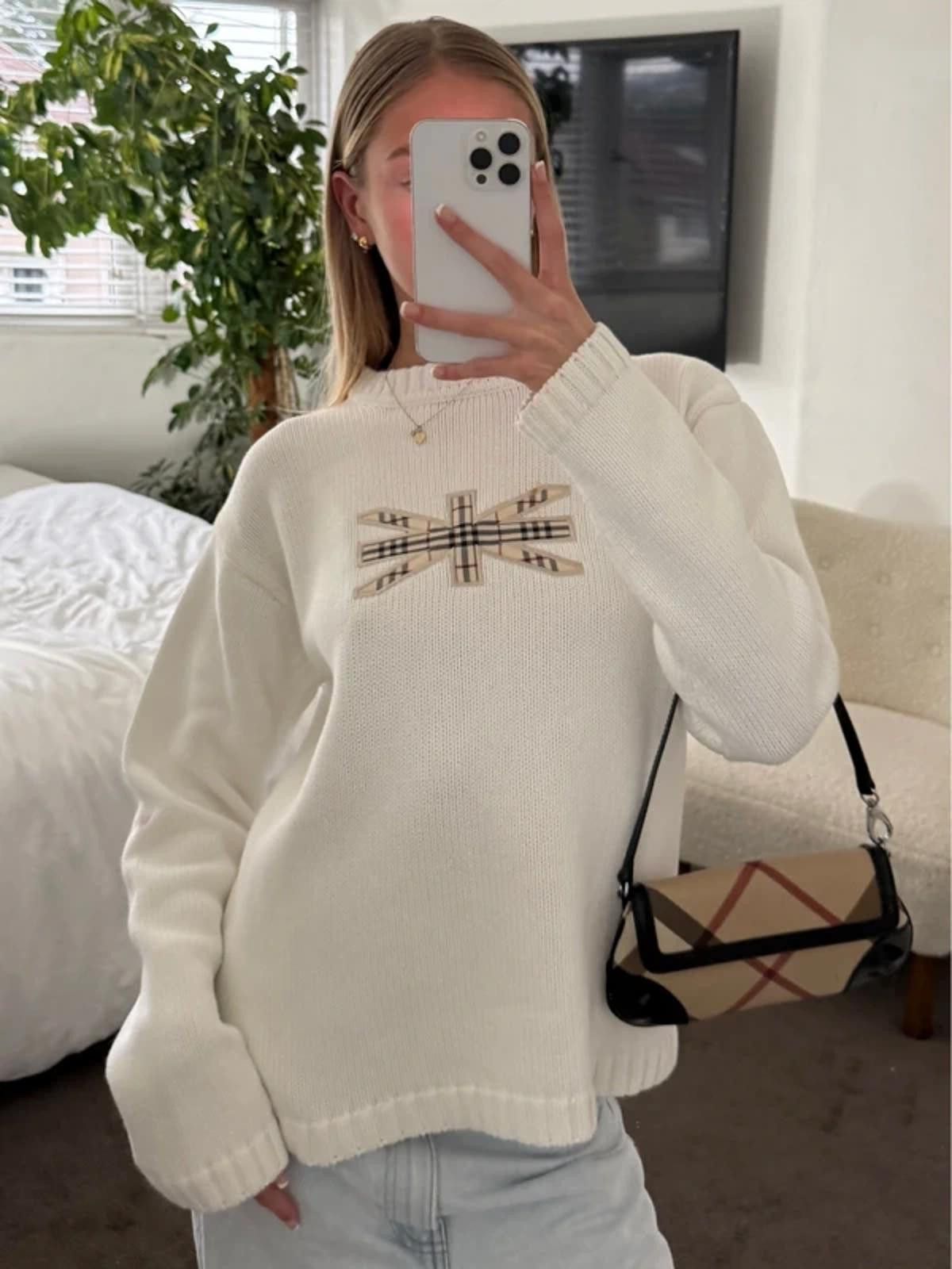 Burberry Burberry white knitted jumper Size L / US 10 / IT 46 - 1 Thumbnail