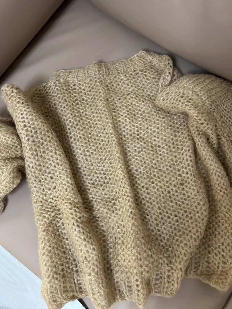 Loewe LOEWE Women's large Logo knit sweater Size XS / US 0-2 / IT 36-38 - 6 Thumbnail