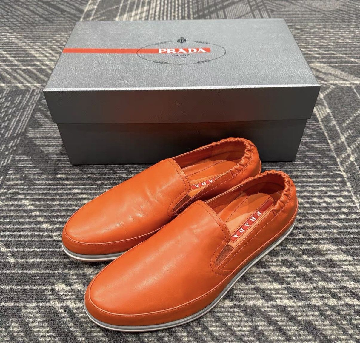 Prada Prada Orange Slip-On Casual Leather Shoes J42 Size US 7.5 / EU 40-41 - 1 Thumbnail