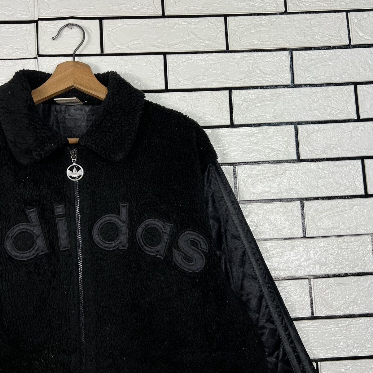 Adidas Vintage 90's ADIDAS Embroidery Big Logo Fleece #4056-C184 Size US S / EU 44-46 / 1 - 4 Thumbnail