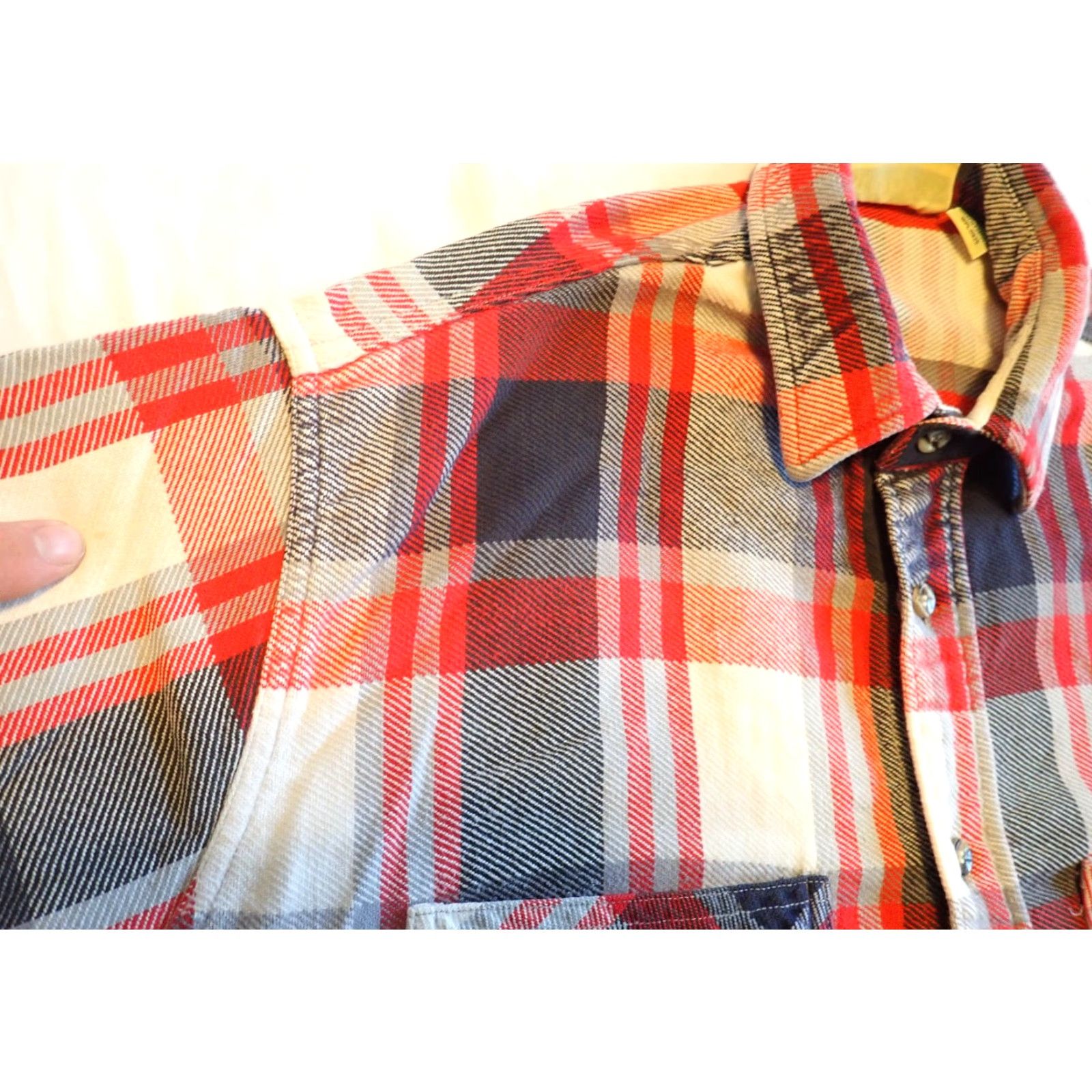 Vintage VINTAGE St. John's Bay Big Mac Flannel Shirt LT Black Red White Plaid Long Sleeve Button-Up 90s Mens Size US L / EU 52-54 / 3 - 5 Thumbnail