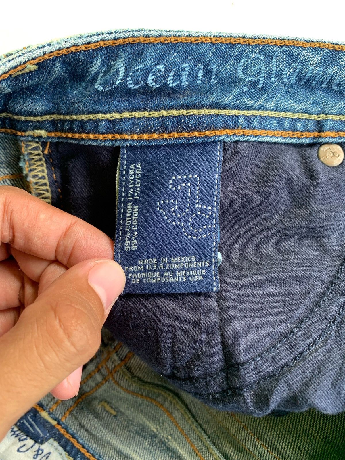 If Six Was Nine × Japanese Brand × Le Grande Bleu (L.G.B.) 2000s Japanese Brand J&C Company Studded Flared Jeans Size US 27 - 7 Thumbnail