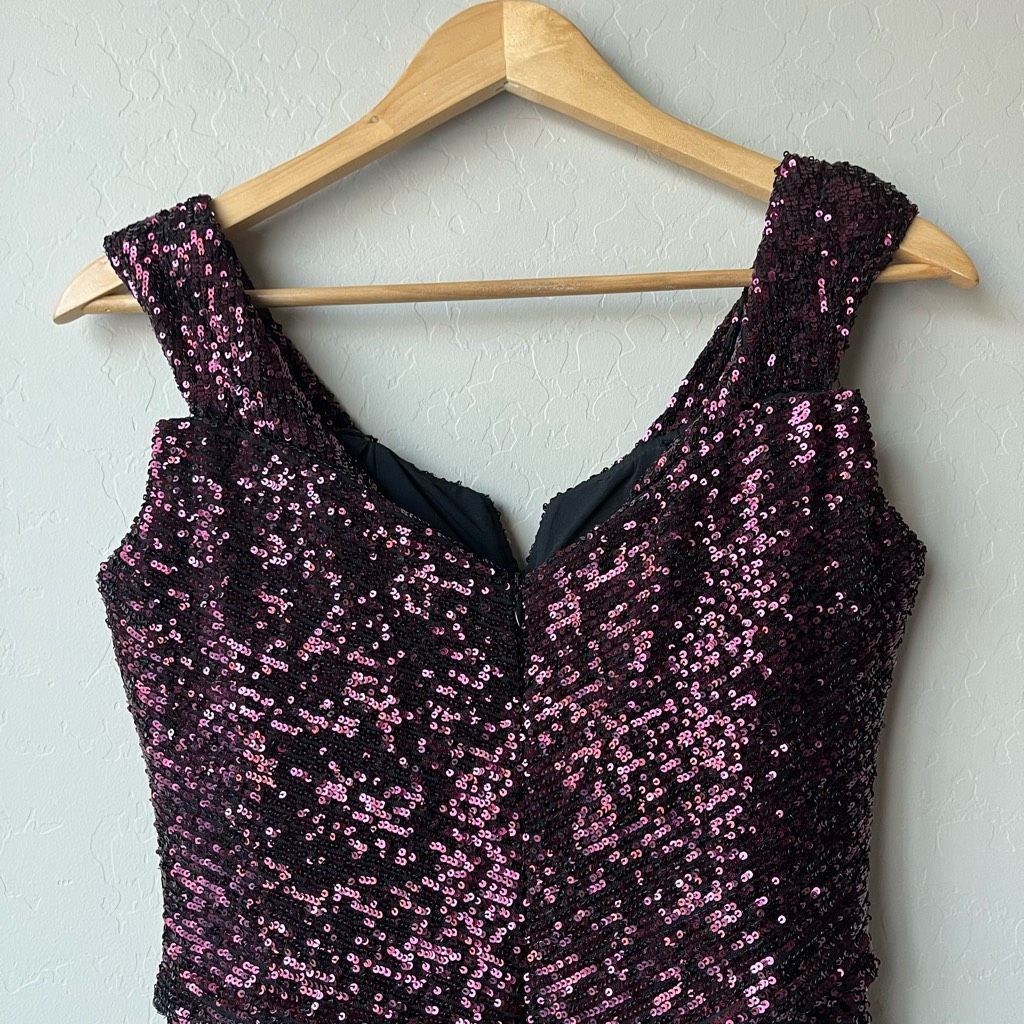 Other Rene Ruiz Gown Burgundy Off the Shoulder Sequin Cocktail For Size S / US 4 / IT 40 - 9 Thumbnail