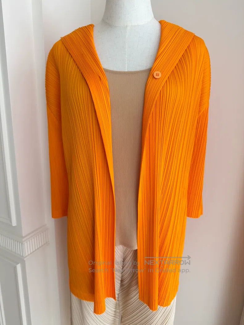 Issey Miyake Issey Miyake Vibrant Orange Hooded Coat Size L / US 10 / IT 46 - 1 Thumbnail