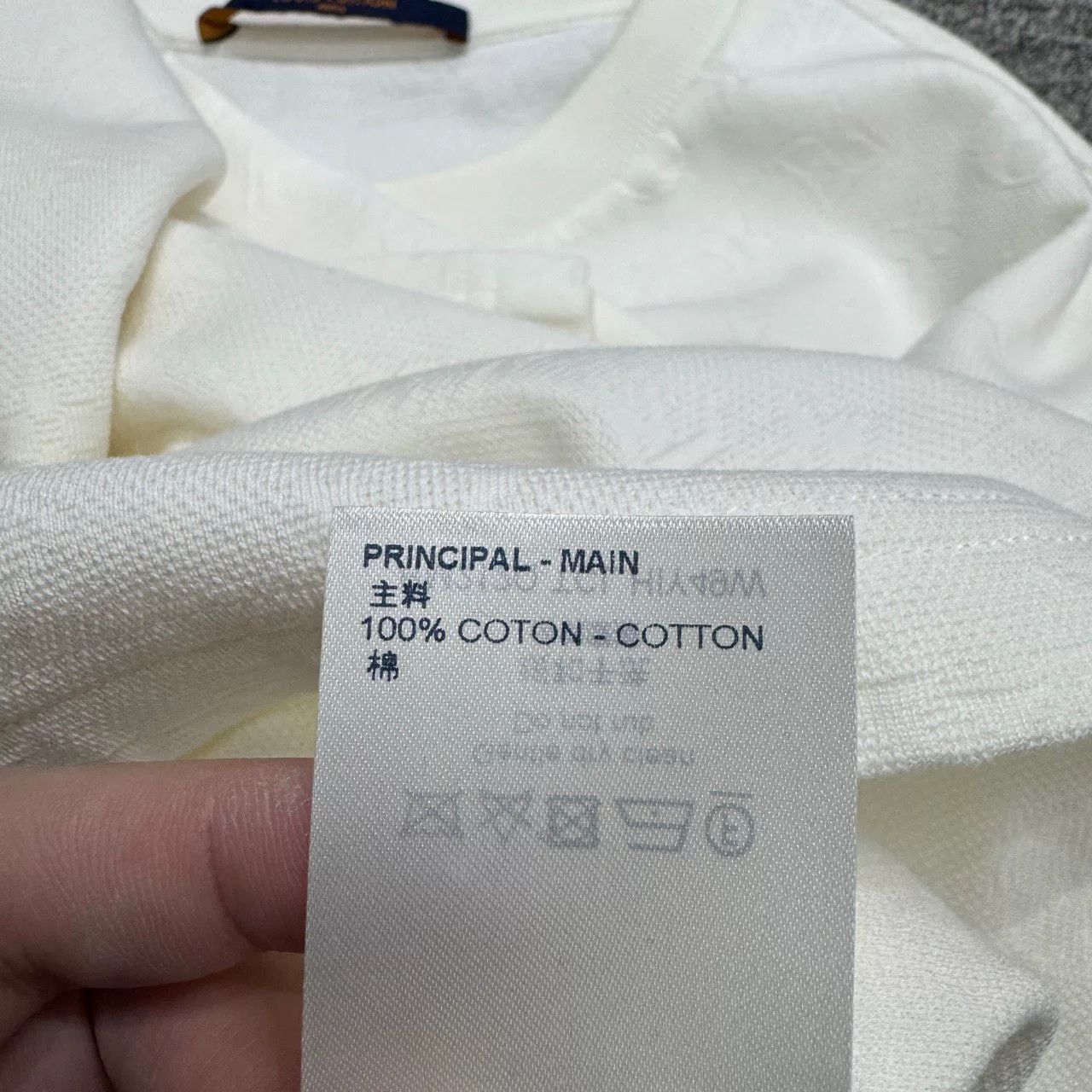 Louis Vuitton louis vuitton monogram short sleeve shirt. Size US M / EU 48-50 / 2 - 5 Thumbnail