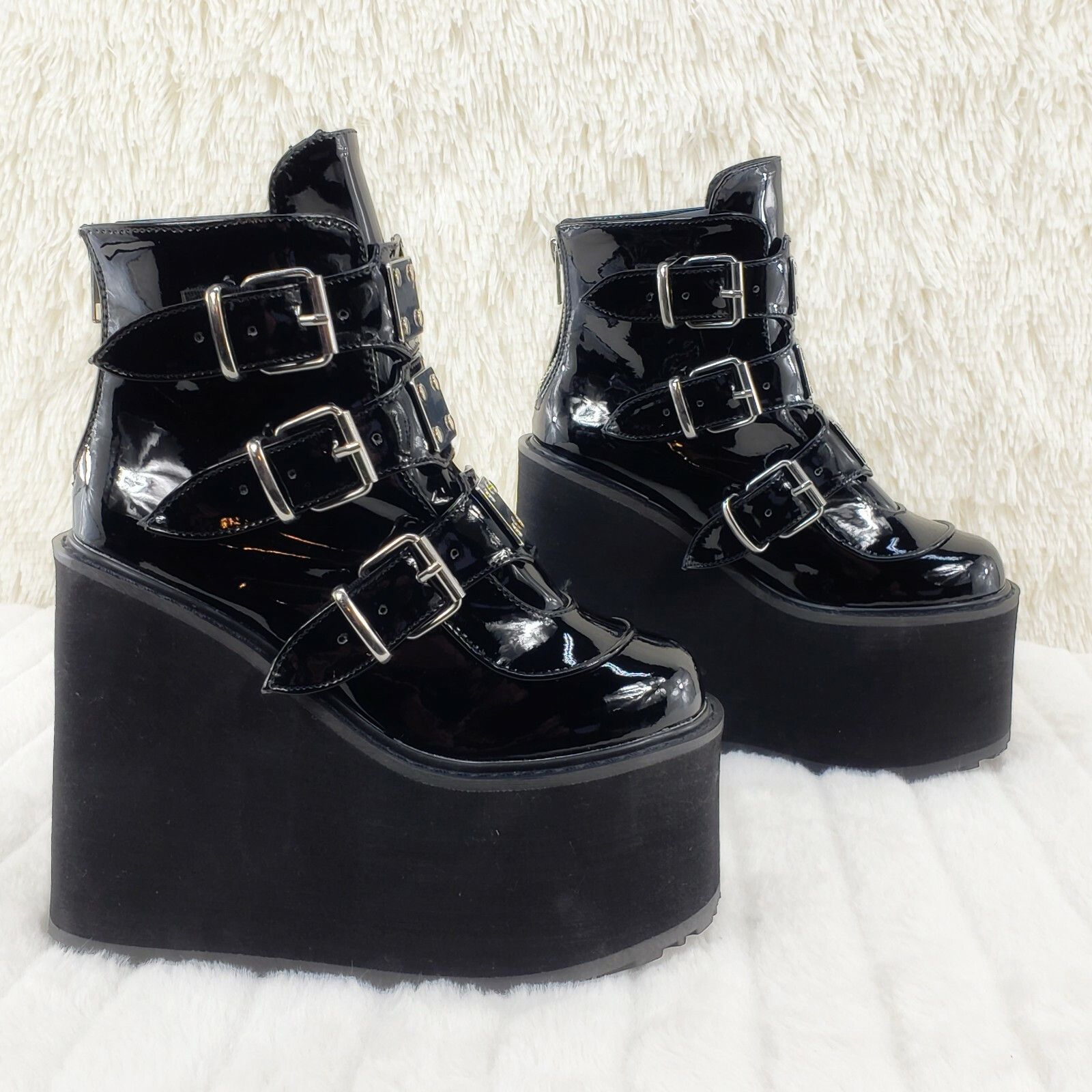 Demonia Cult DEMONIA Swing 105 Black Patent Multiple Buckle Ankle Boot 5. Size US 9 / IT 39 - 6 Thumbnail