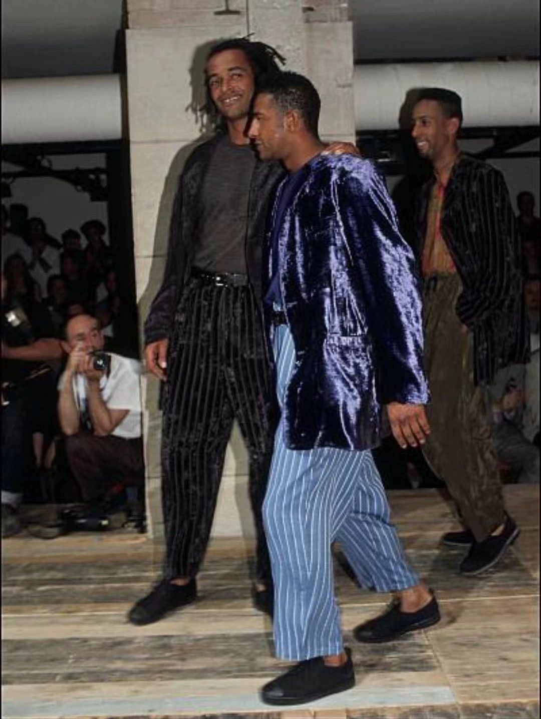 Yohji Yamamoto Yohji Yamamoto 92SS Teal Velvet & Silk Jacket S Size US S / EU 44-46 / 1 - 8 Thumbnail