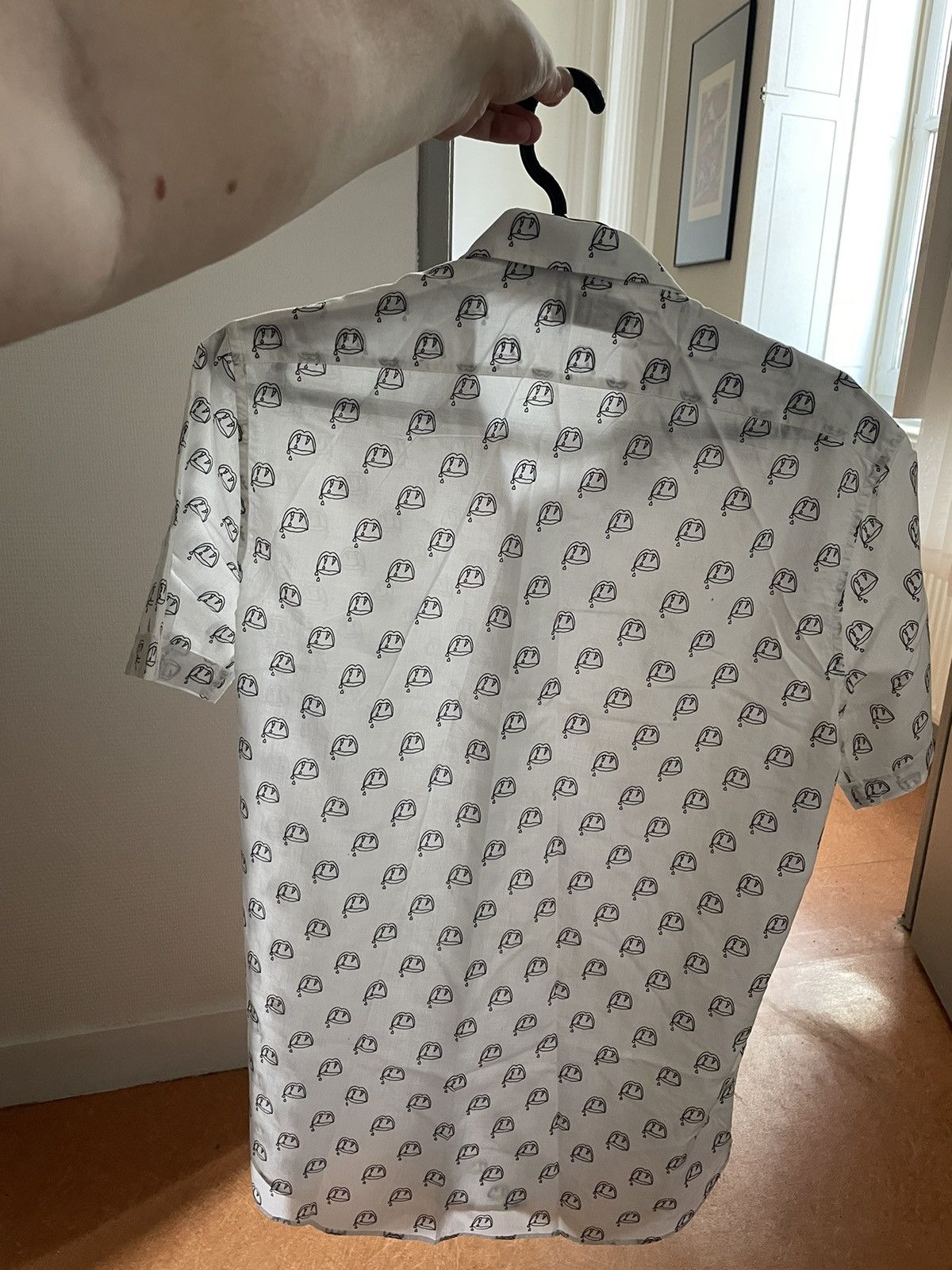 Saint Laurent Paris Saint Laurent Paris Rare Vampire Shirt Size US L / EU 52-54 / 3 - 2 Thumbnail