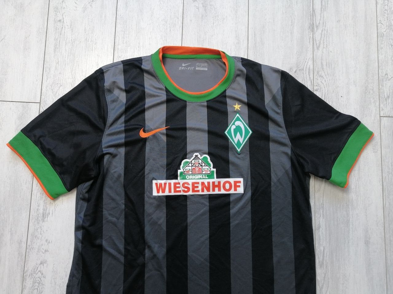 Nike Werder Bremen 2014-15 Away Football Shirt Nike Jersey Size L Size US L / EU 52-54 / 3 - 2 Thumbnail