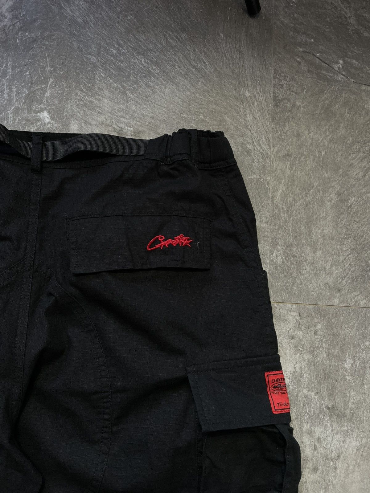Corteiz Vintage Corteiz Cargo Pants Black Big Logo Red Size US 34 / EU 50 - 9 Thumbnail