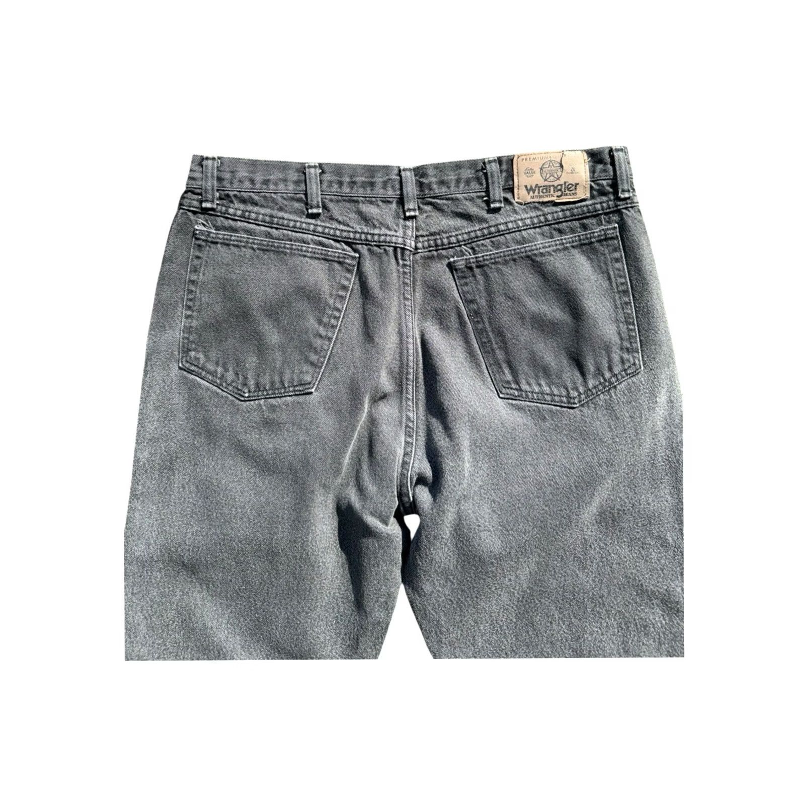 Wrangler VINTAGE Wrangler Jeans Dark Wash Denim 38x32 Mens Size 38 Regular Straight Blue N/A Size US 38 / EU 54 - 6 Thumbnail