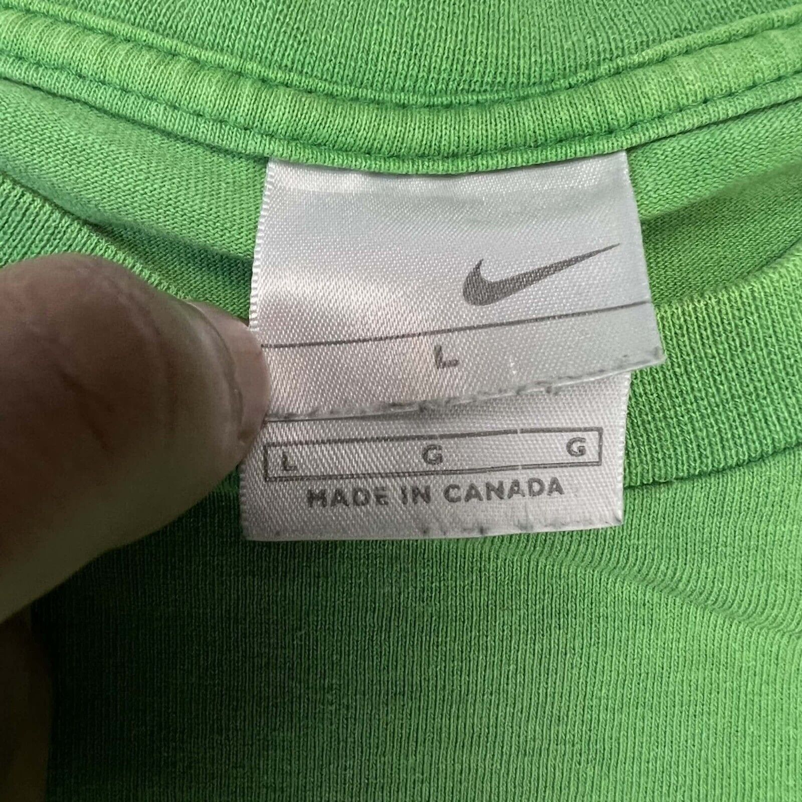 Nike Nike Sportswear T Shirt Large Center Swoosh Short Sleeve Tee Size US L / EU 52-54 / 3 - 5 Thumbnail