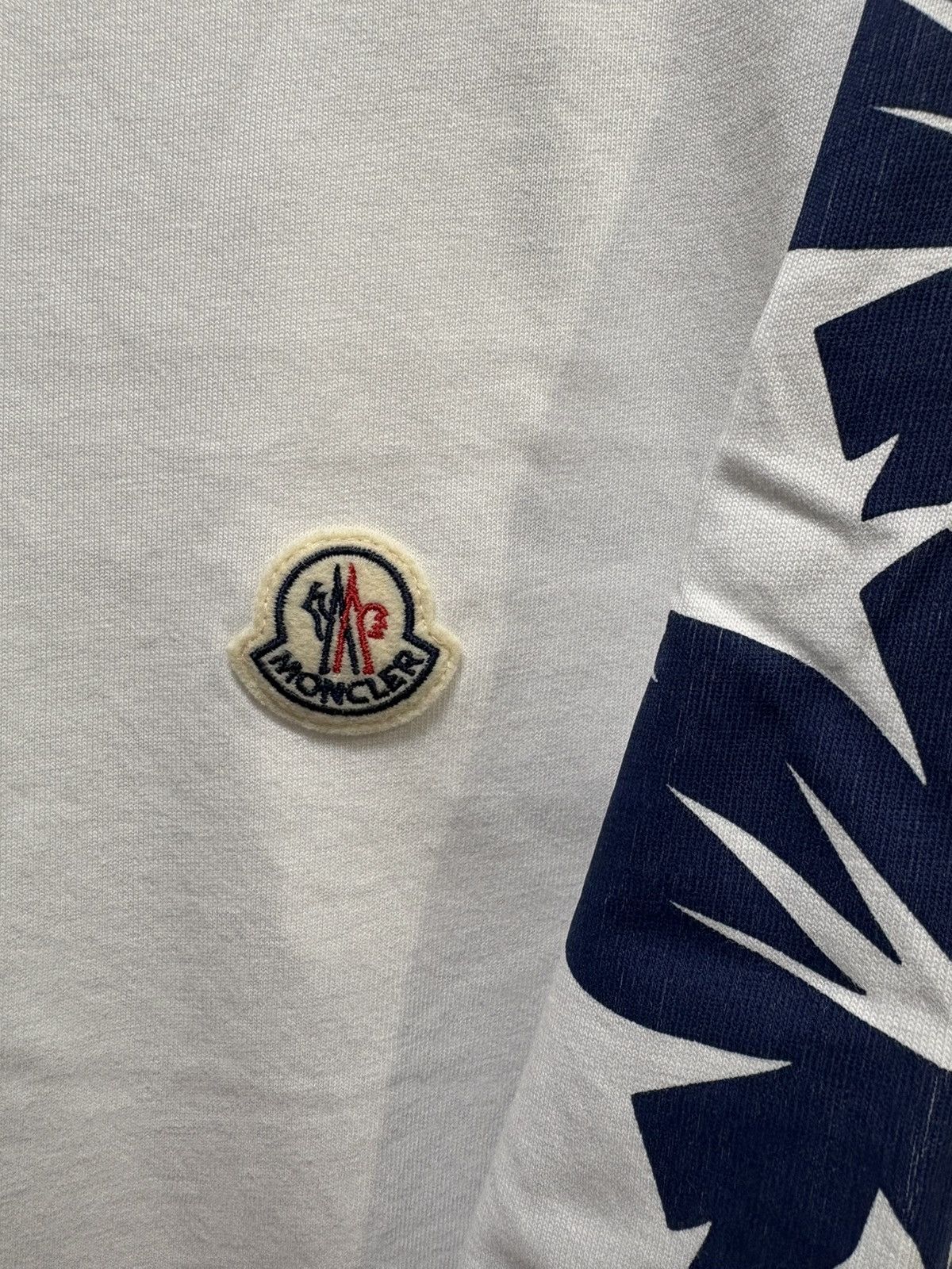 Moncler Moncler Floral T-Shirt SS23 Size US XXL / EU 58 / 5 - 3 Thumbnail