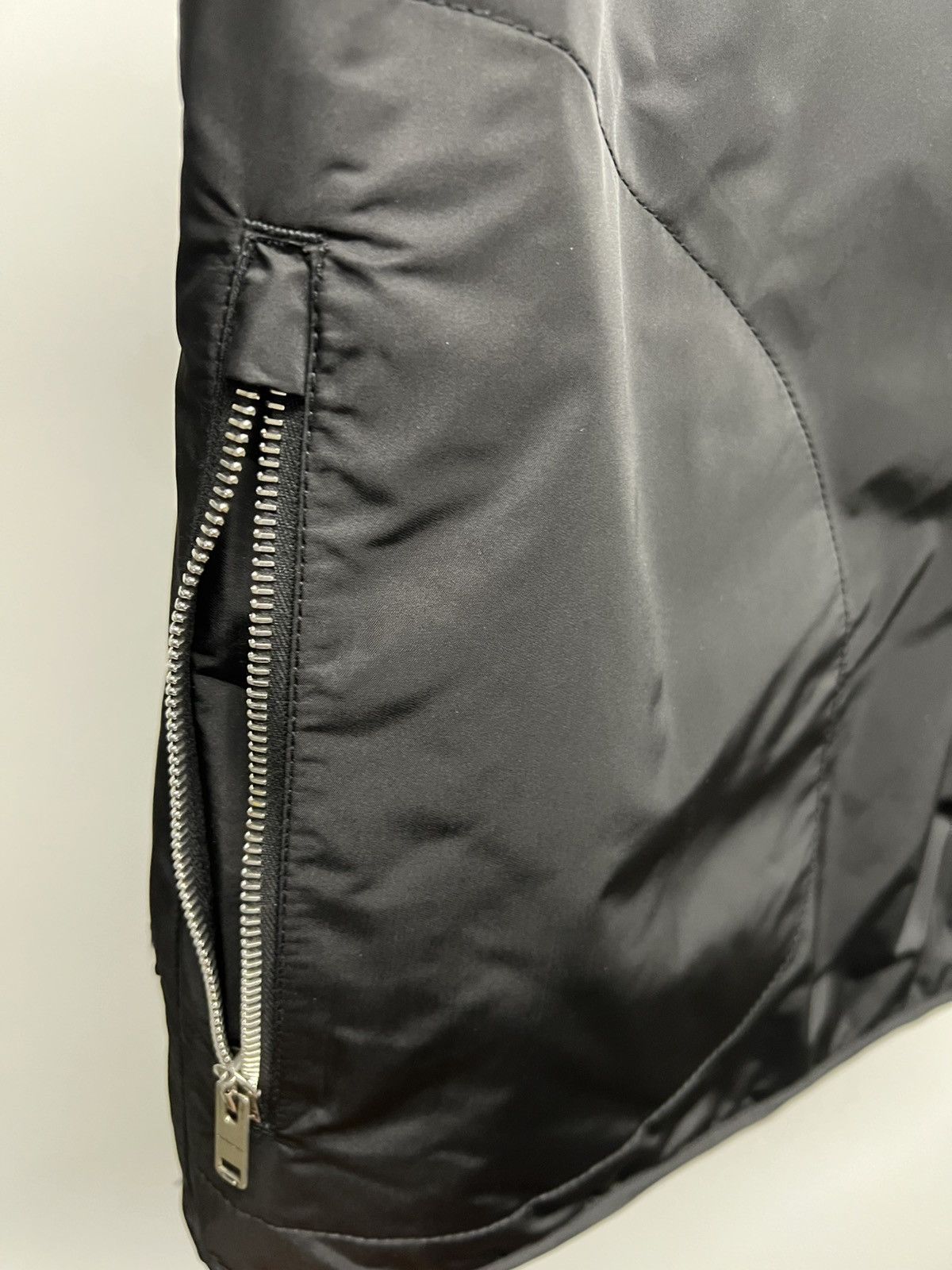 Givenchy Givenchy Multi-Pocket Cargo Nylon Vest Size US M / EU 48-50 / 2 - 3 Thumbnail