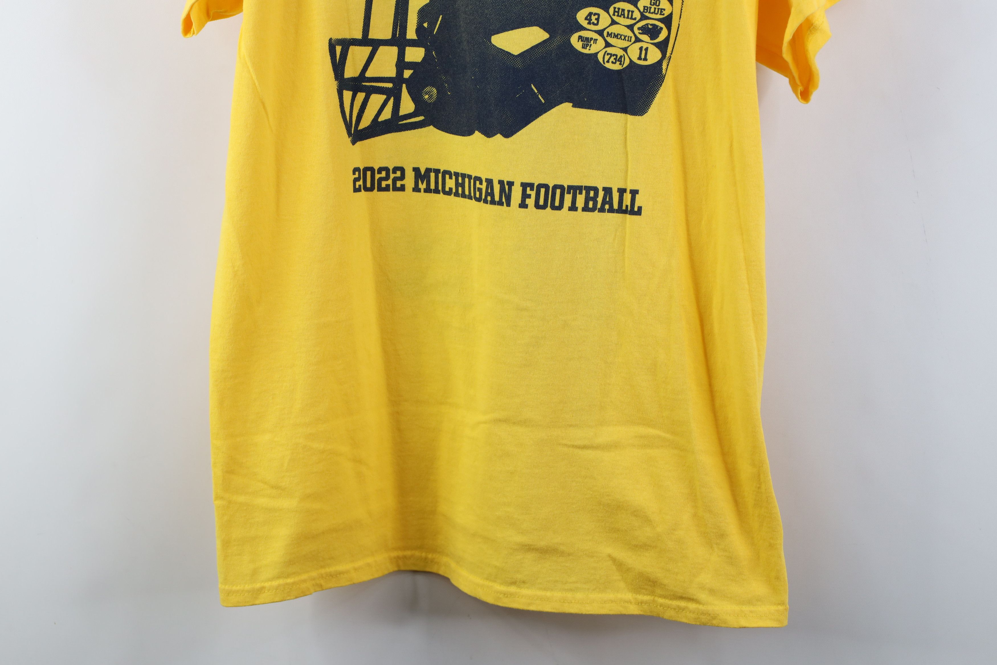 Vintage 2022 University of Michigan Football Short Sleeve T-Shirt Size US L / EU 52-54 / 3 - 3 Thumbnail