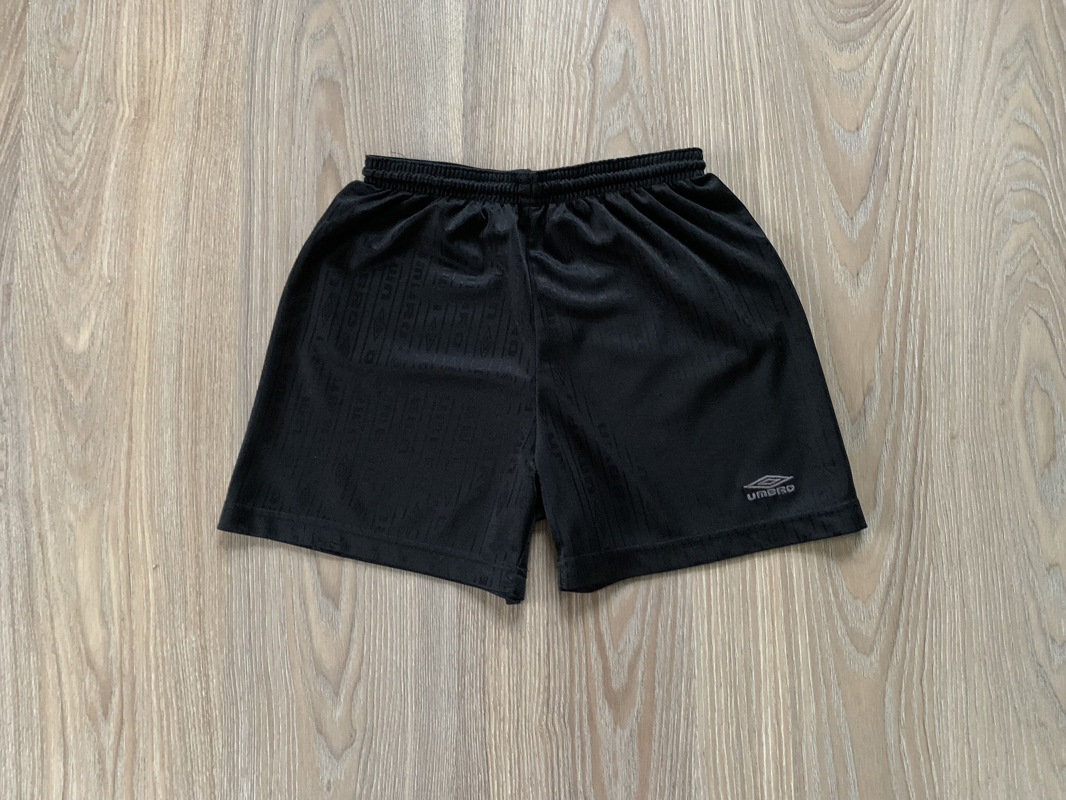 Umbro × Vintage Vintage Umbro Youth Monograme Football Soccer Shorts Size US 26 / EU 42 - 1 Thumbnail