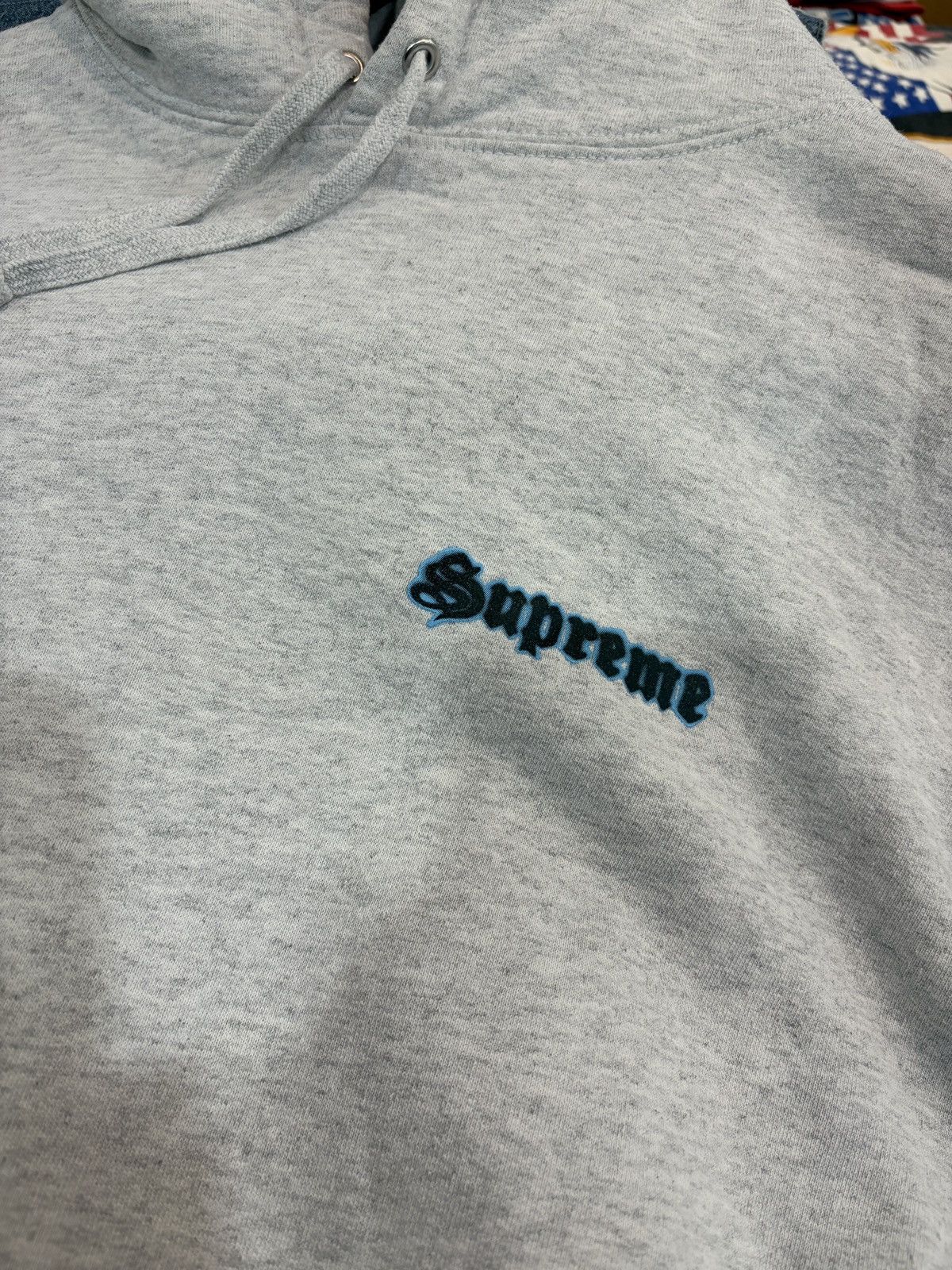 Supreme Supreme love hoodie 2021 heather grey size L made in canada Size US L / EU 52-54 / 3 - 4 Thumbnail