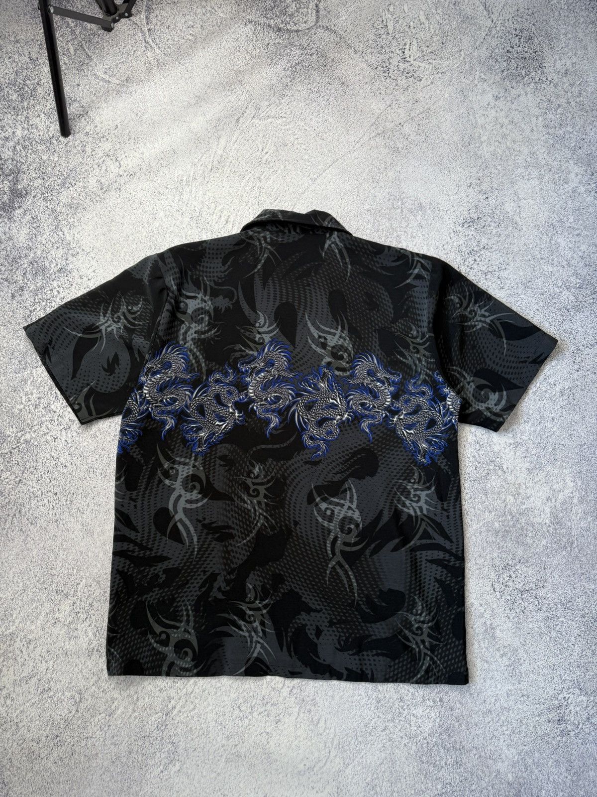Japanese Brand Vintage Y2k Dragon Shirt Balenciaga Look Alike Size US L / EU 52-54 / 3 - 16 Thumbnail