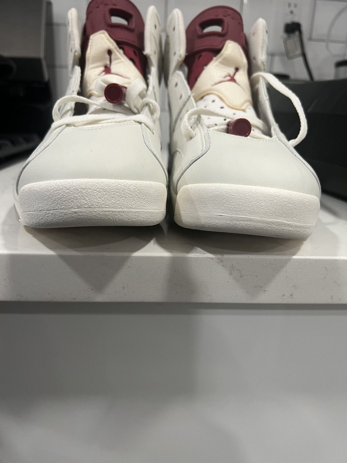 Jordan Brand Nike Jordan 6 maroon retro 2015 sz 8 Size US 8 / EU 41 - 4 Thumbnail