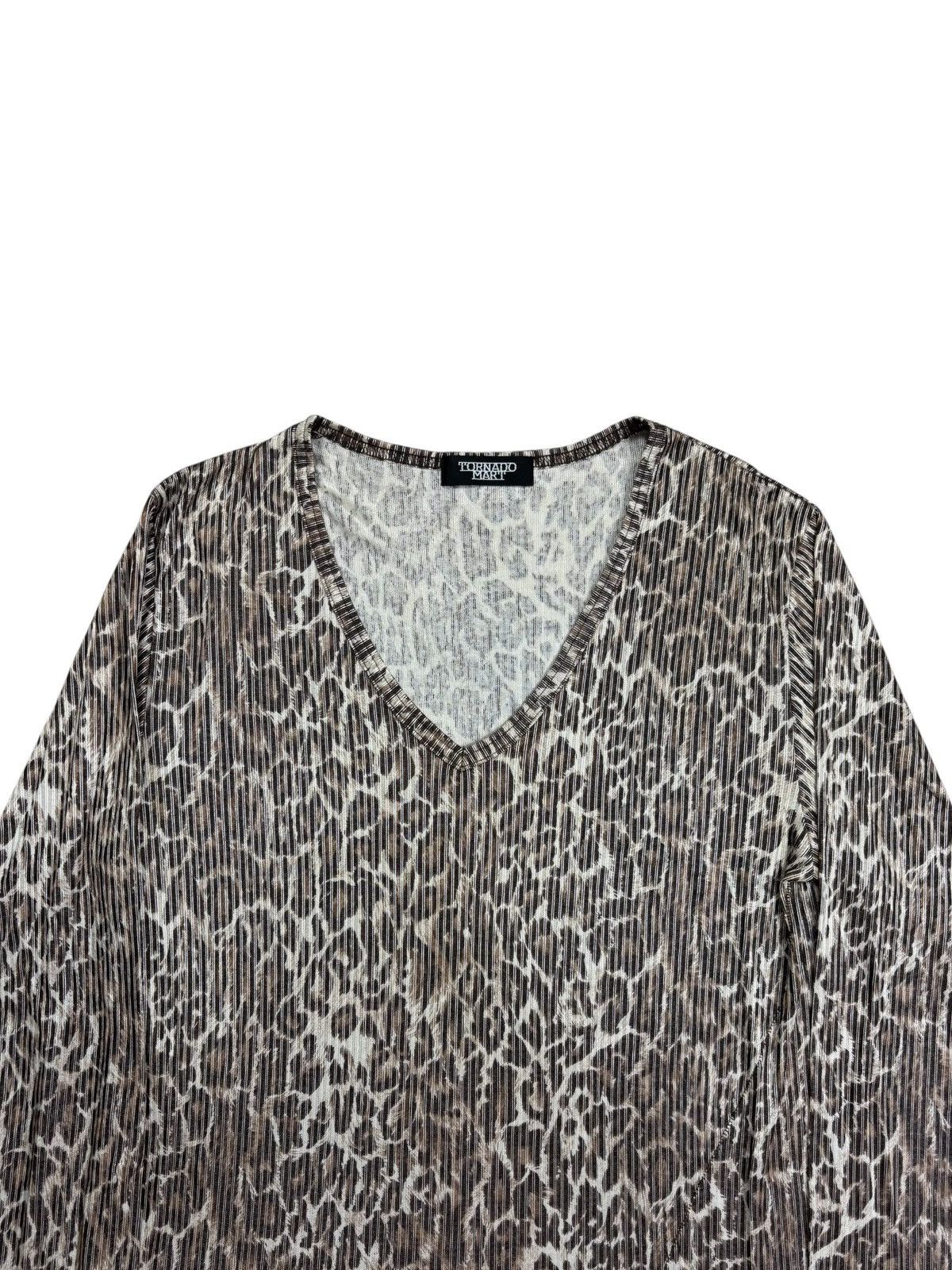 Tornado Mart 2000s Tornado Mart - Vkei Gyaru Style Leopard Long Sleeve Size US M / EU 48-50 / 2 - 4 Thumbnail