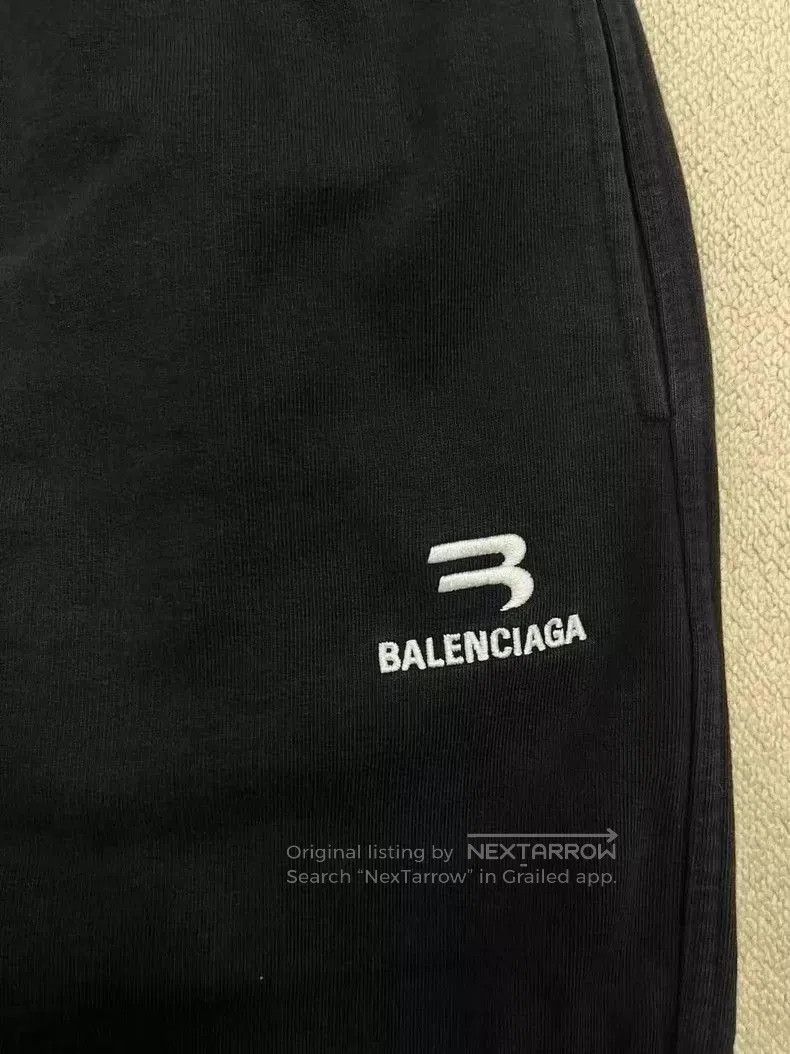 Balenciaga balenciaga fw21 drawstring knit sweatpants. Size US 26 / EU 42 - 3 Thumbnail
